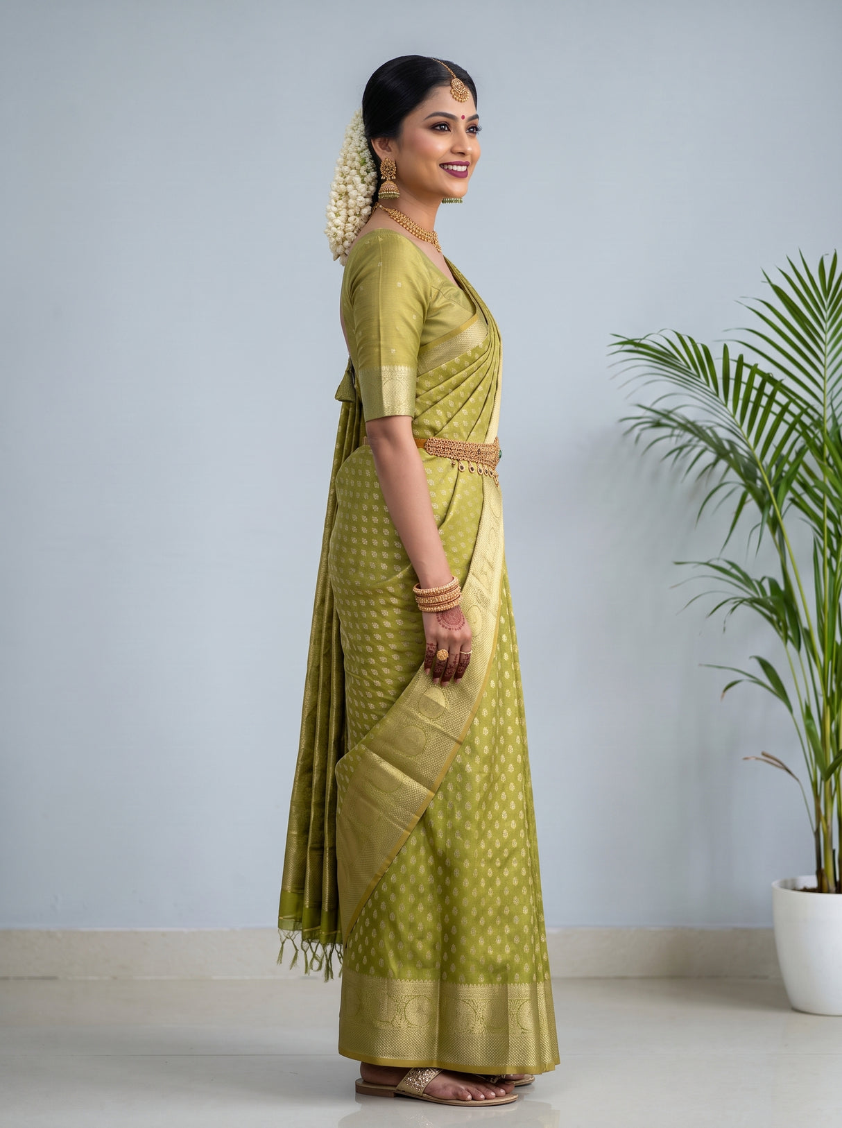 MIMOSA Parrot Green Saree Saree — pose 3 styling detail
