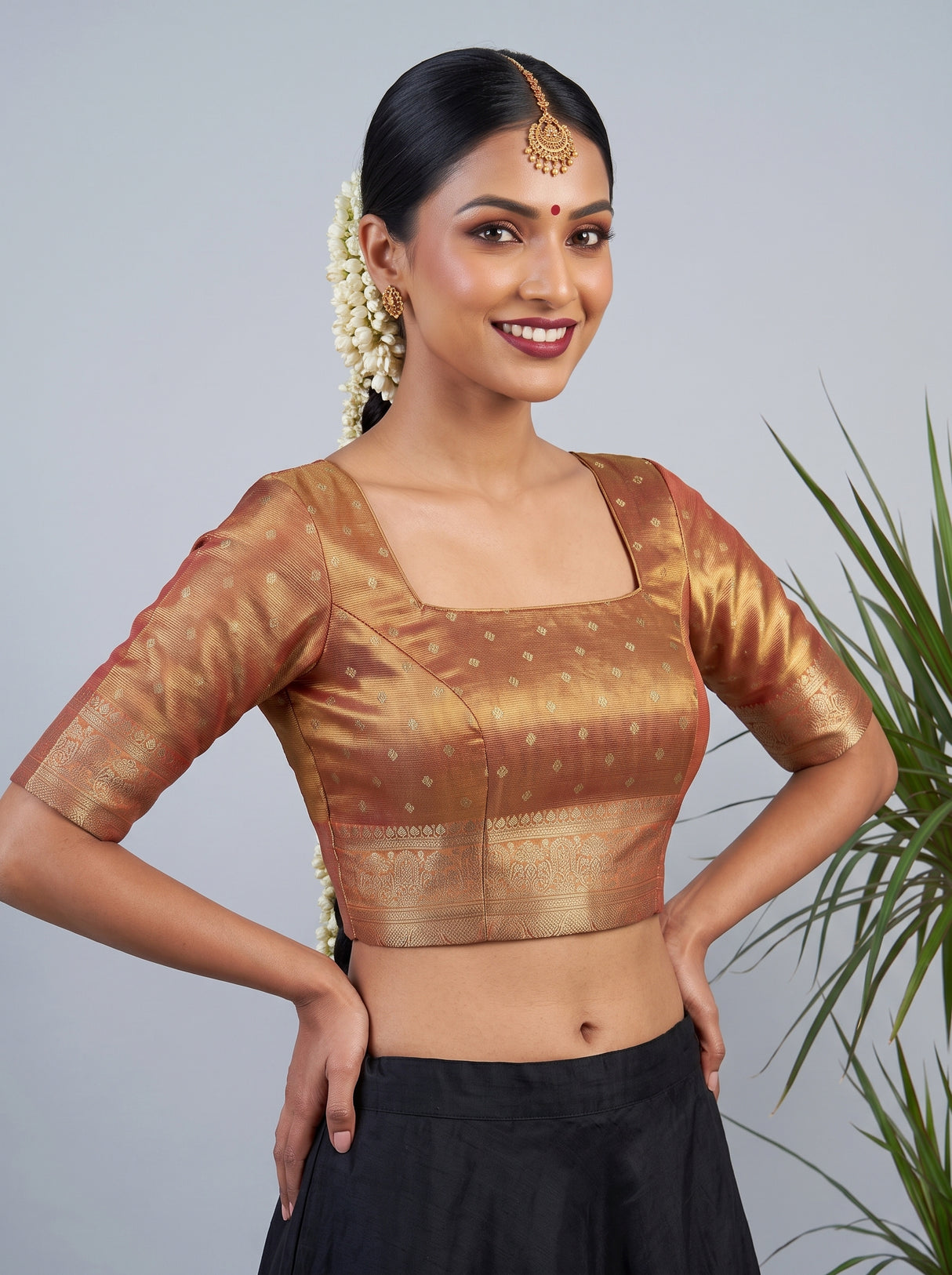 MIMOSA Rani Saree Saree — blouse close-up