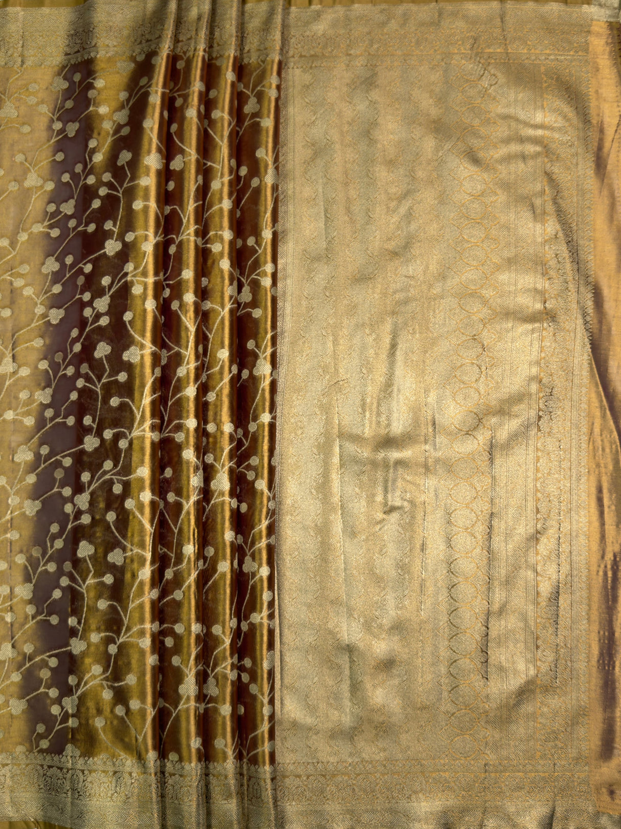 MIMOSA Wine Saree Saree — pallu and zari work detail