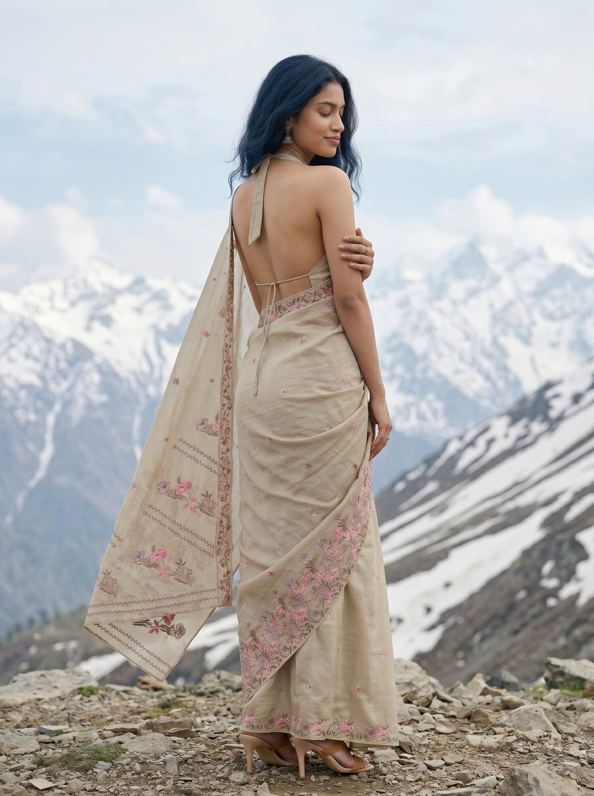 MIMOSA Tussar Banarasi chiffon Saree — pose 9 styling detail
