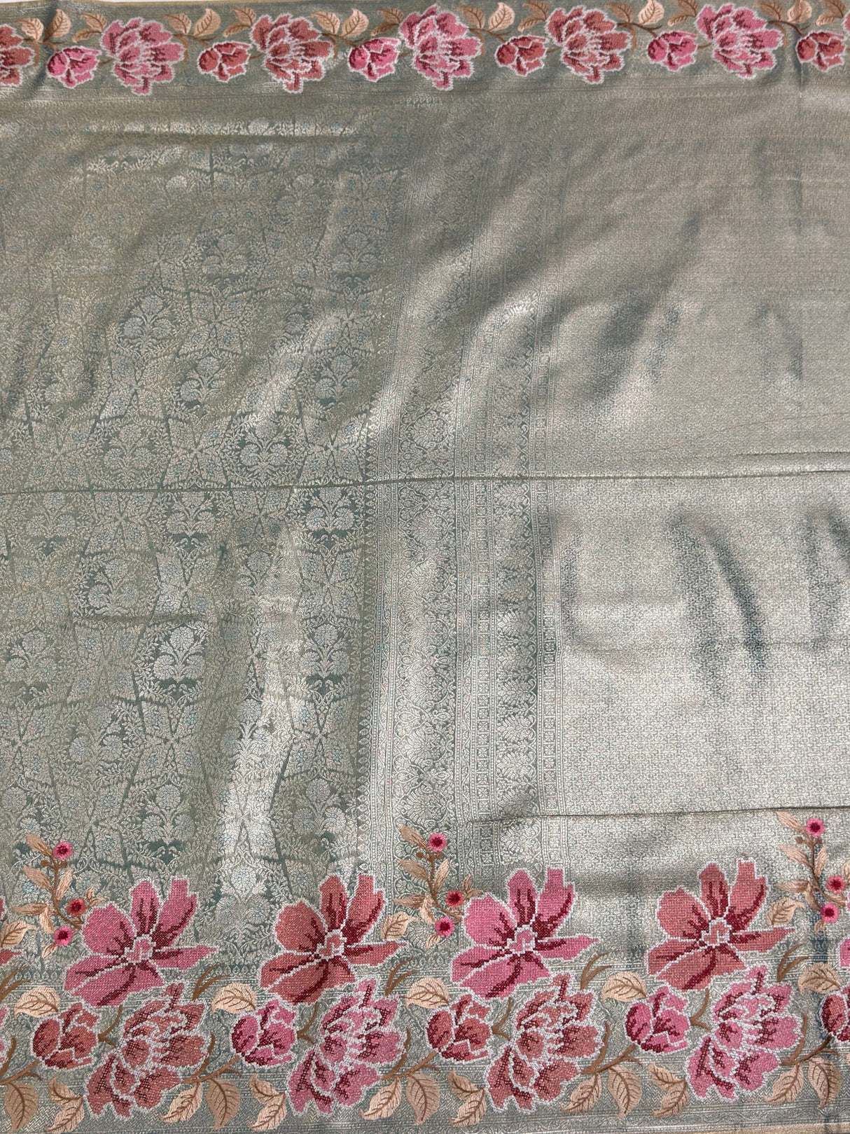 MIMOSA Saree Saree — pallu and zari work detail