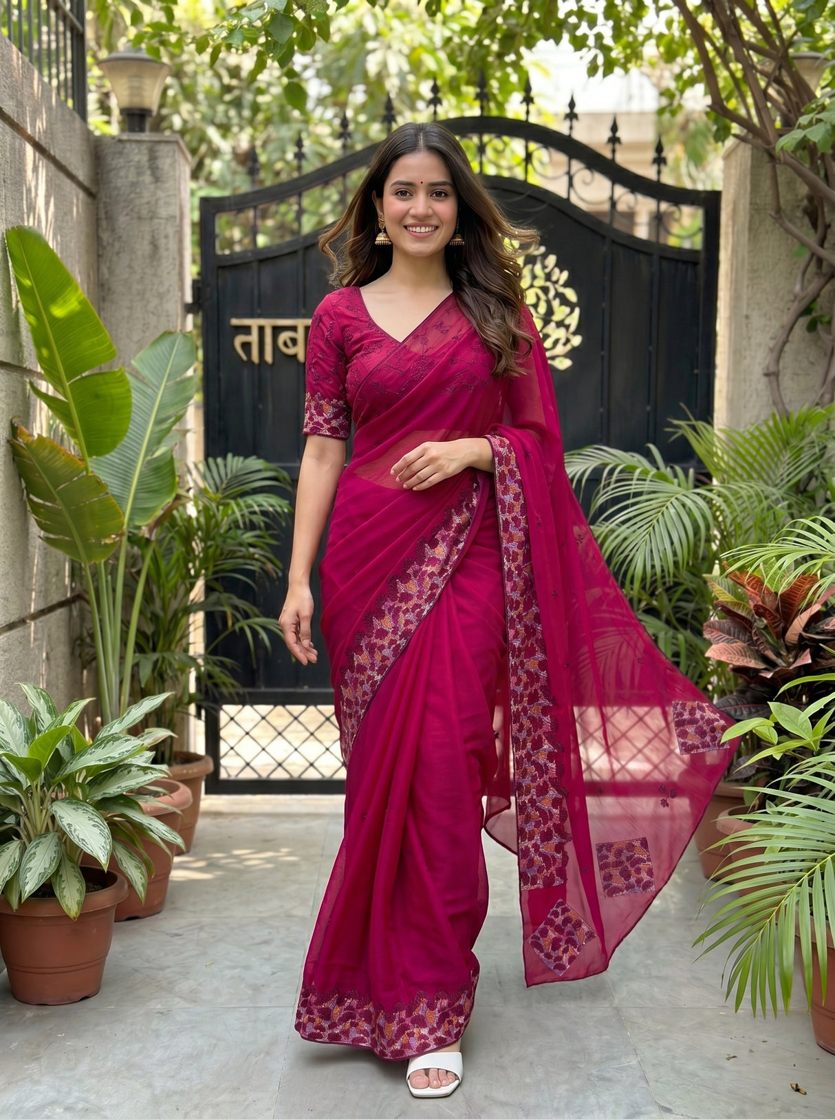 MIMOSA Rani Saree Saree — pose 6 styling detail