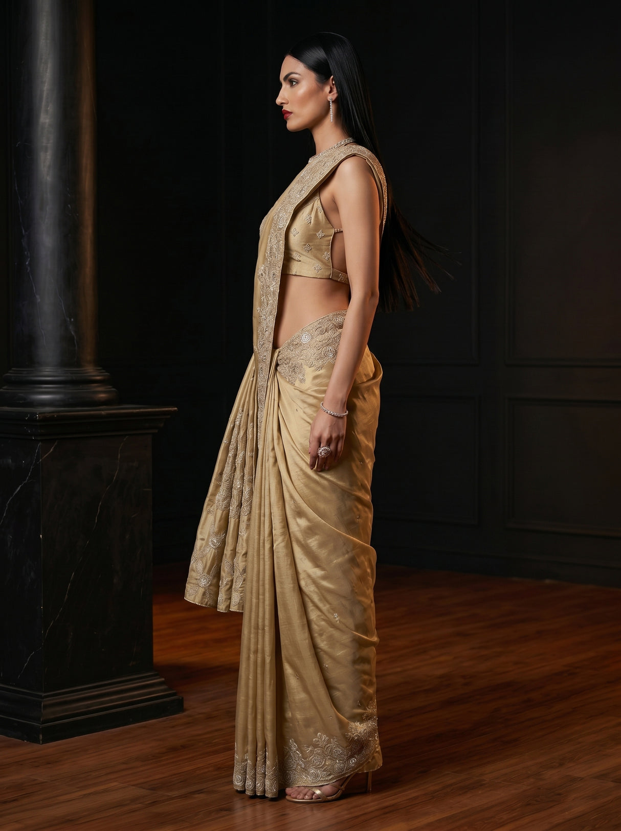 MIMOSA Saree Saree — pose 3 styling detail