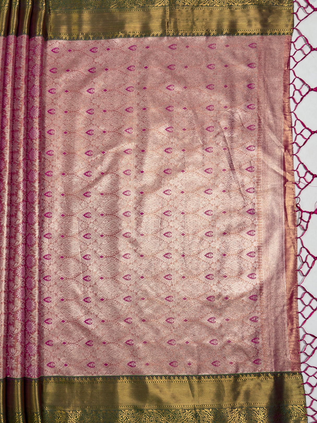 MIMOSA Saree Saree — pallu and zari work detail