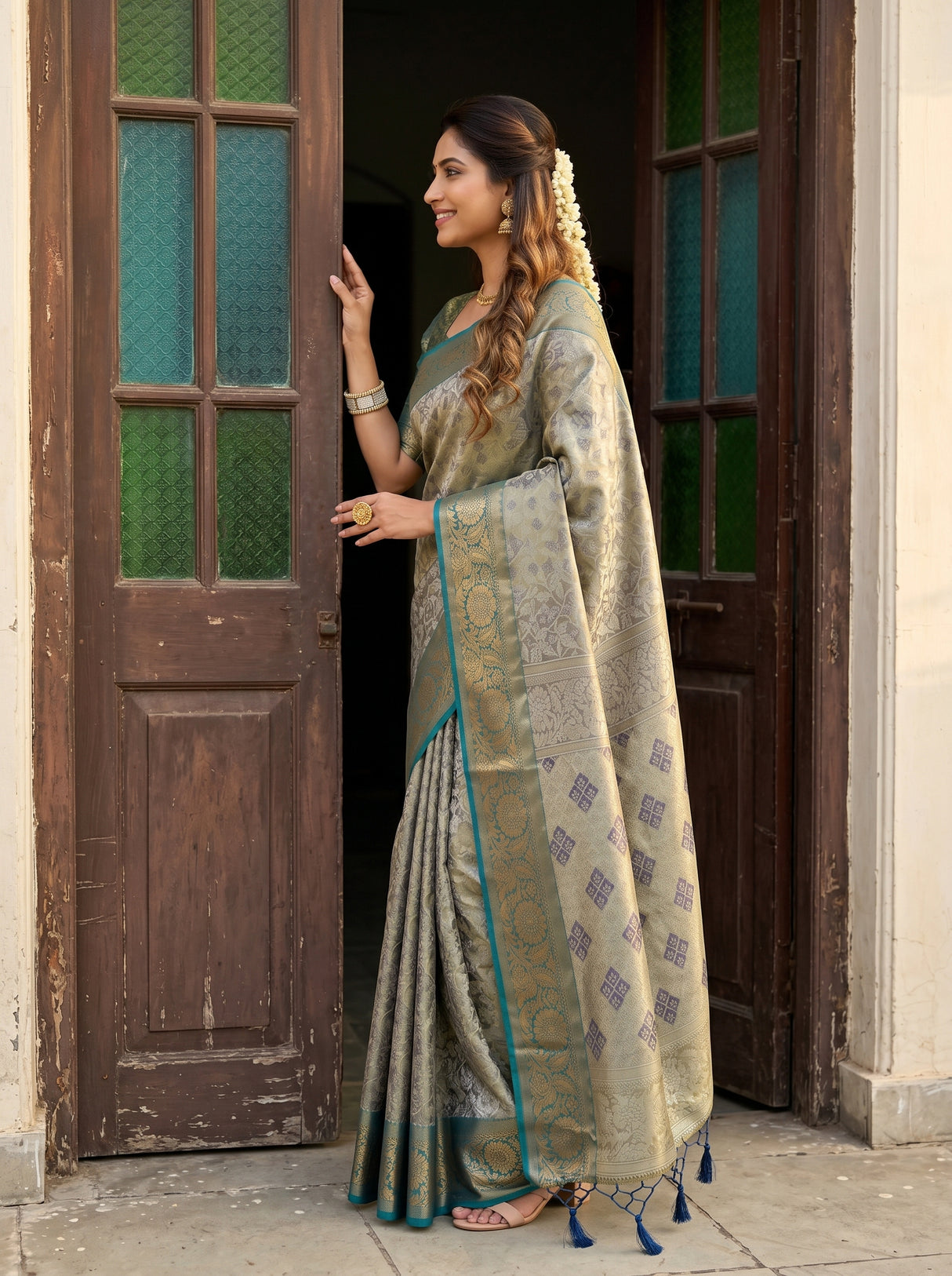MIMOSA Navy Saree Saree — pose 3 styling detail
