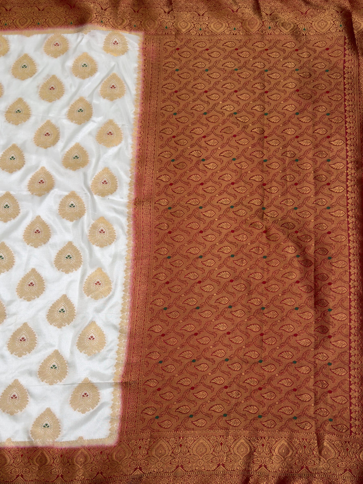 MIMOSA White Kanjivaram Saree — pallu and zari work detail