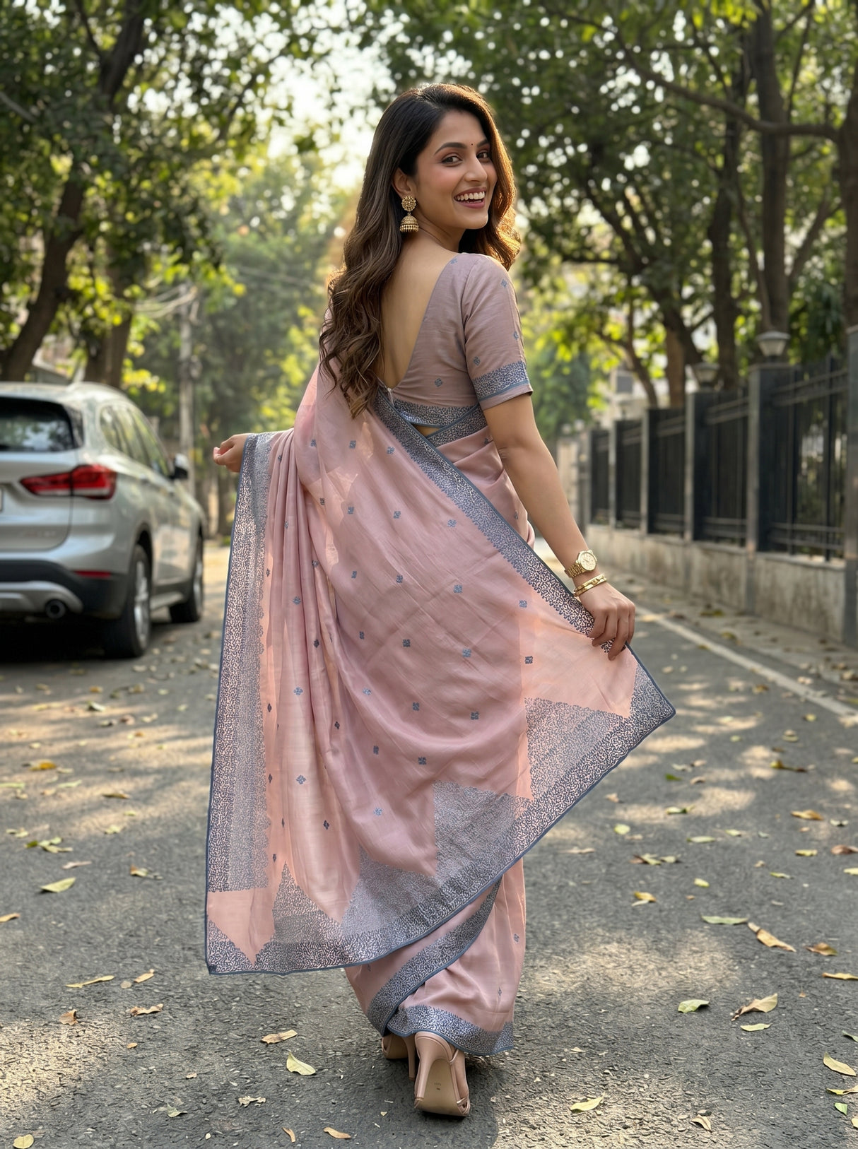 MIMOSA Chiku Saree Saree — pose 2 styling detail
