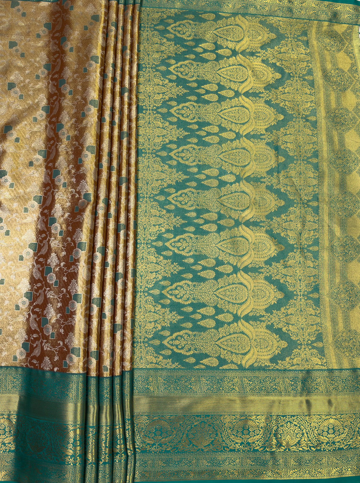 MIMOSA Maroon Kanjivaram Art Silk Saree β pallu and zari work detail