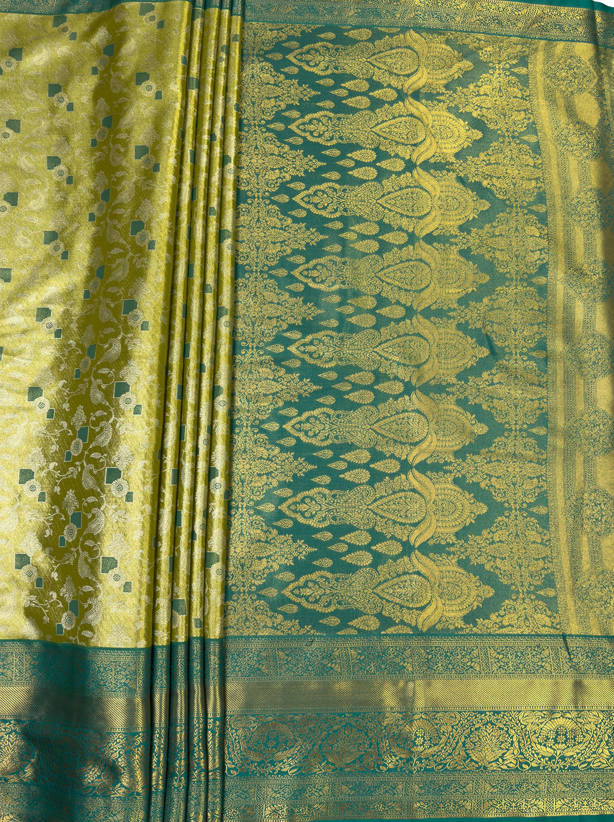 MIMOSA Olive Kanjivaram Art Silk Saree β pallu and zari work detail