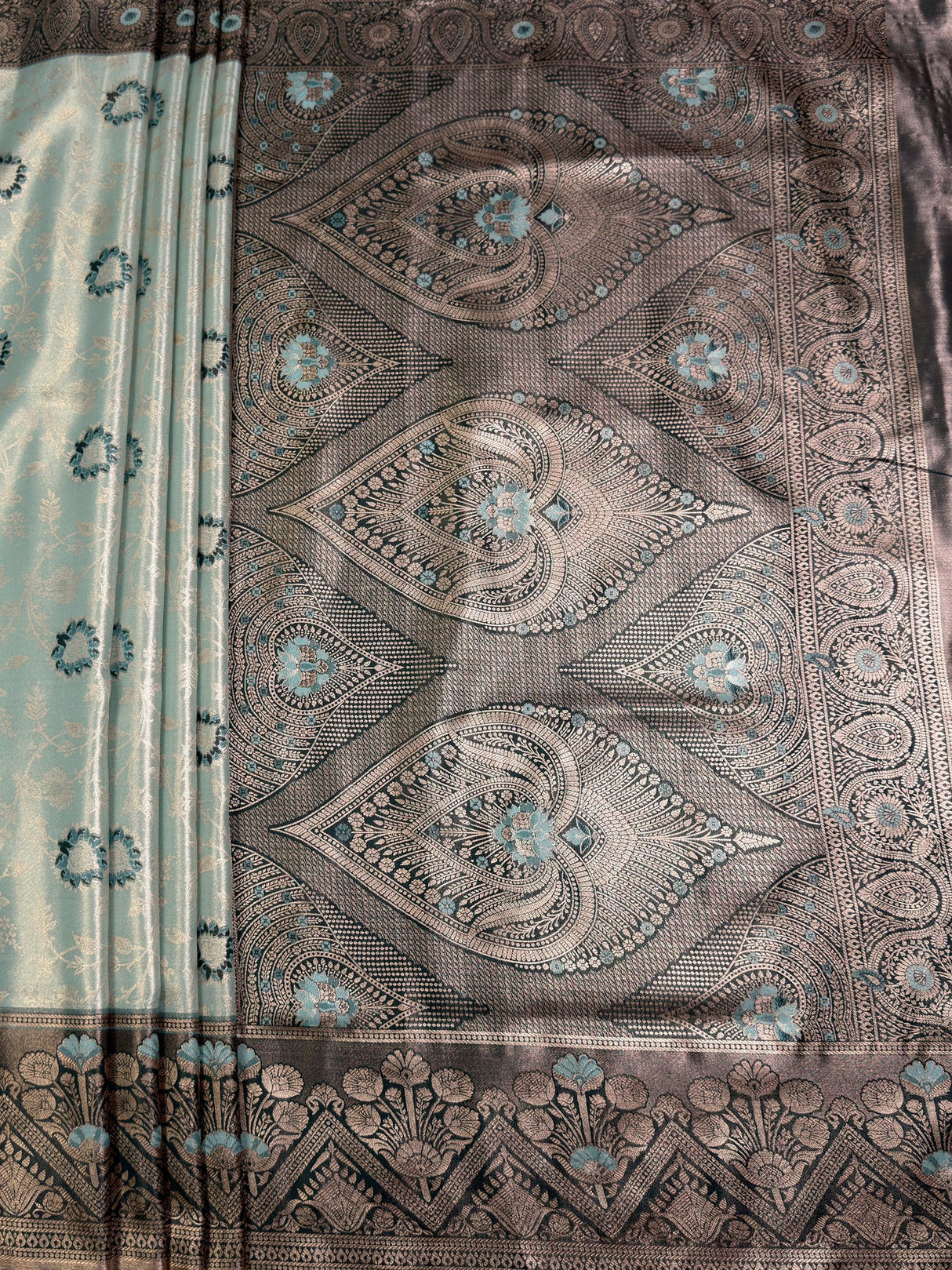 MIMOSA Pista Saree Saree — pallu and zari work detail