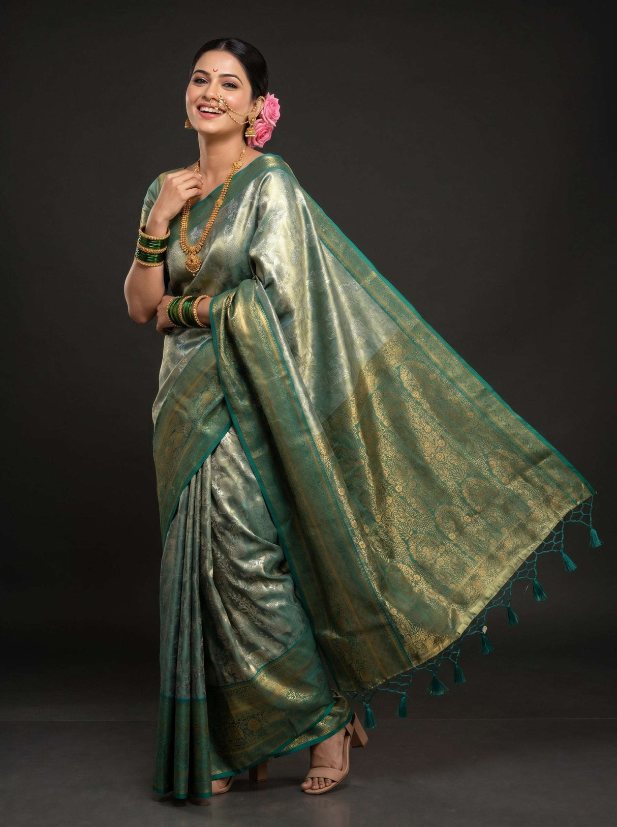 MIMOSA Saffire Kanjivaram Art Silk Saree — Pallu and Border Detail
