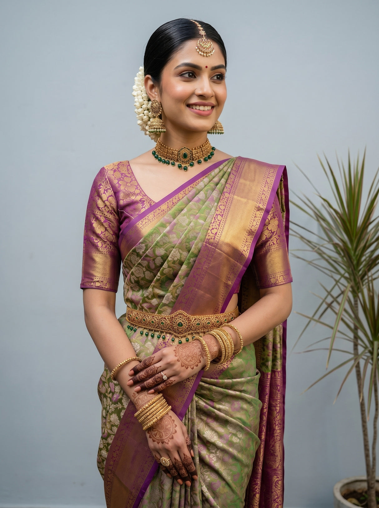 MIMOSA Green Saree Saree — pose 10 styling detail