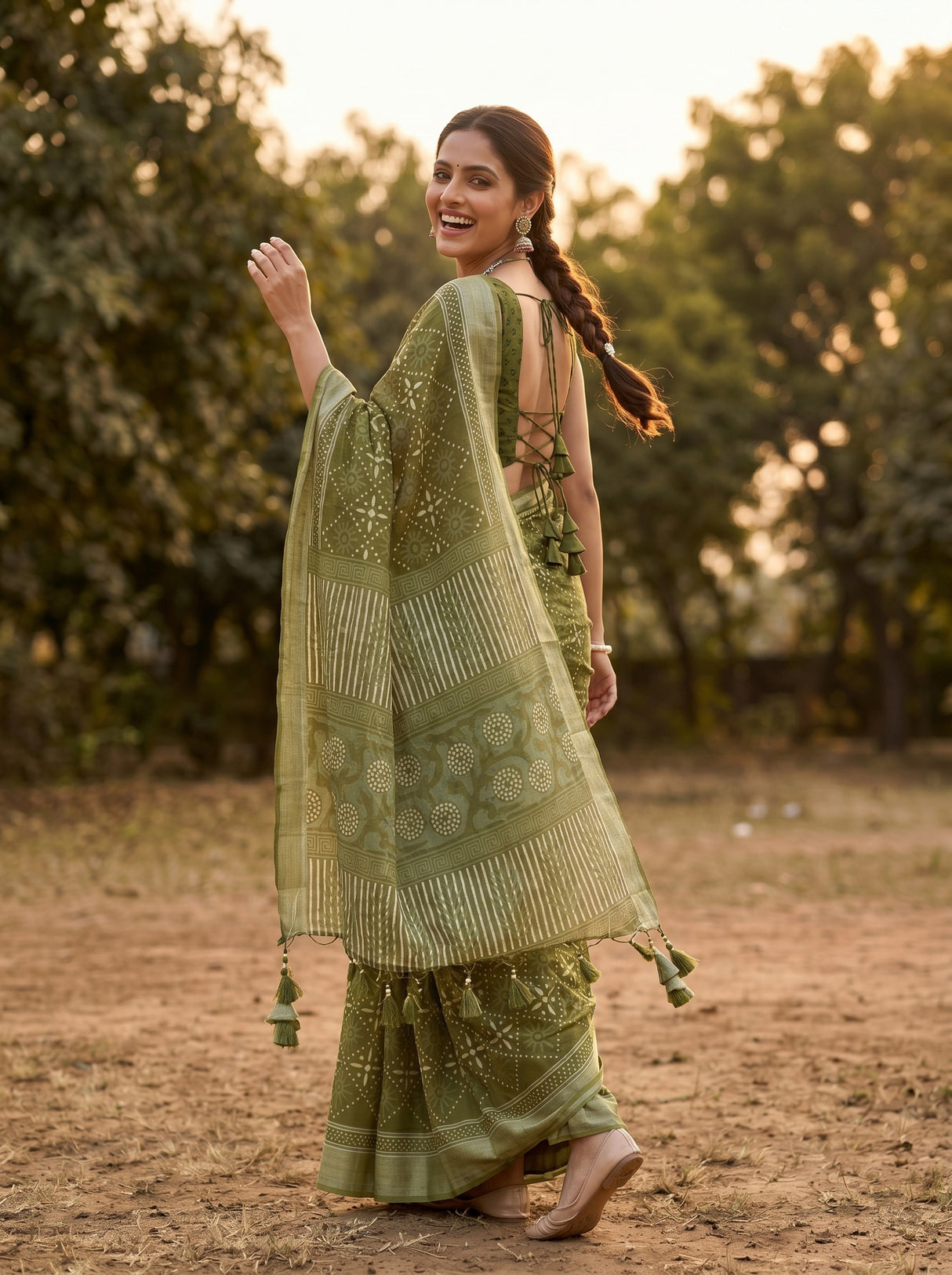 MIMOSA Olive Saree Saree — pose 9 styling detail