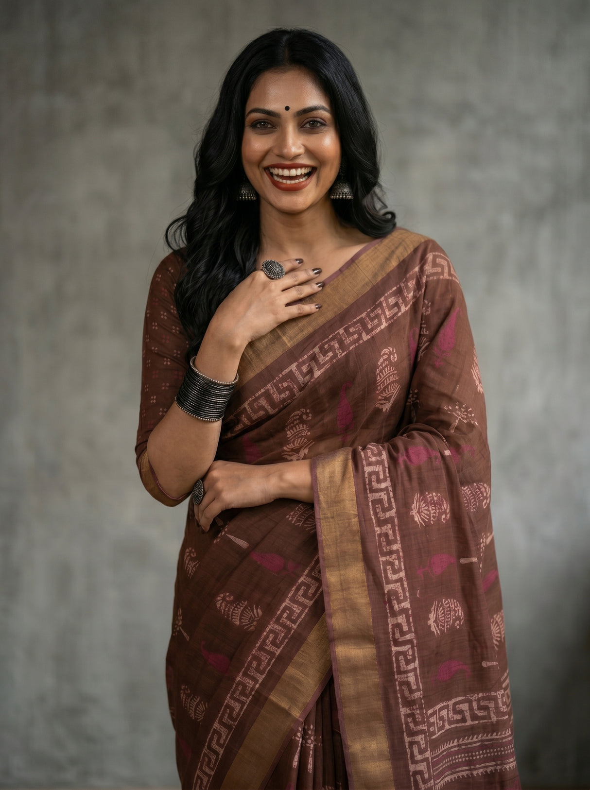 MIMOSA Saree Saree — pose 10 styling detail