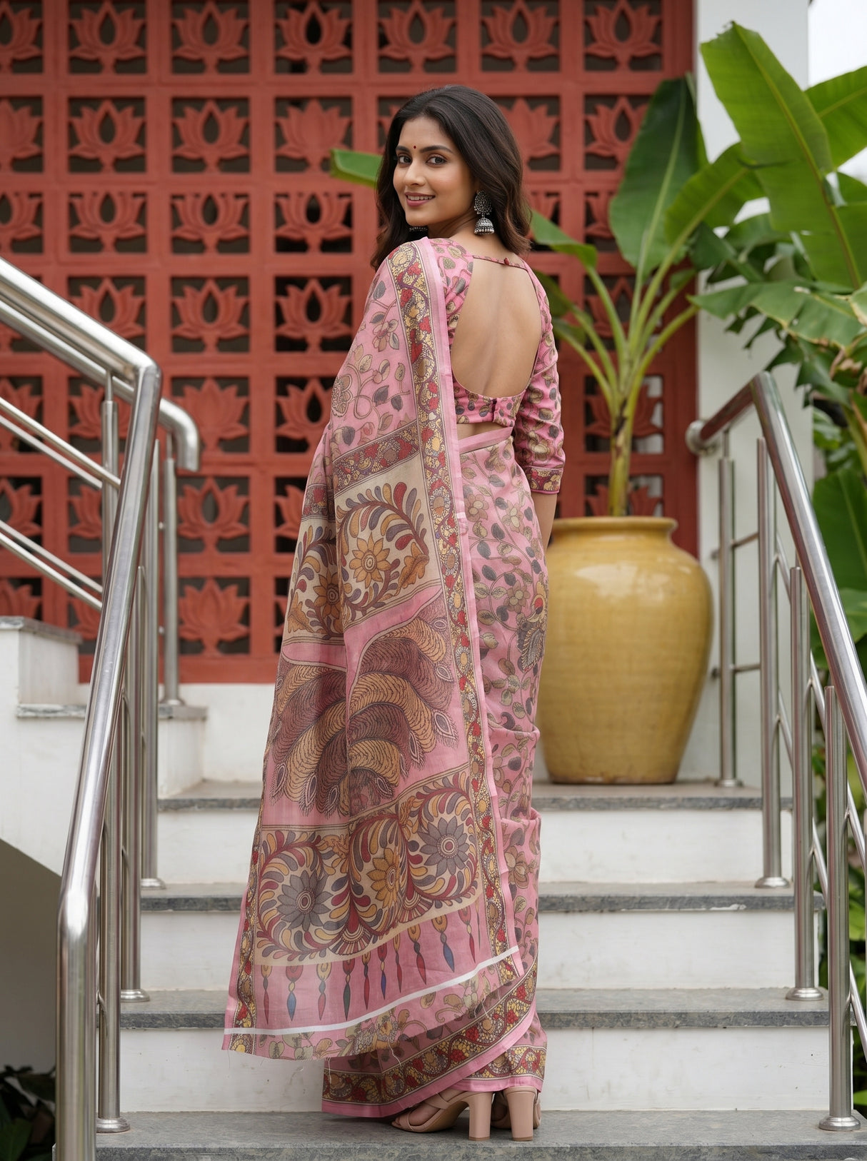 MIMOSA Pink Saree Saree — pose 7 styling detail