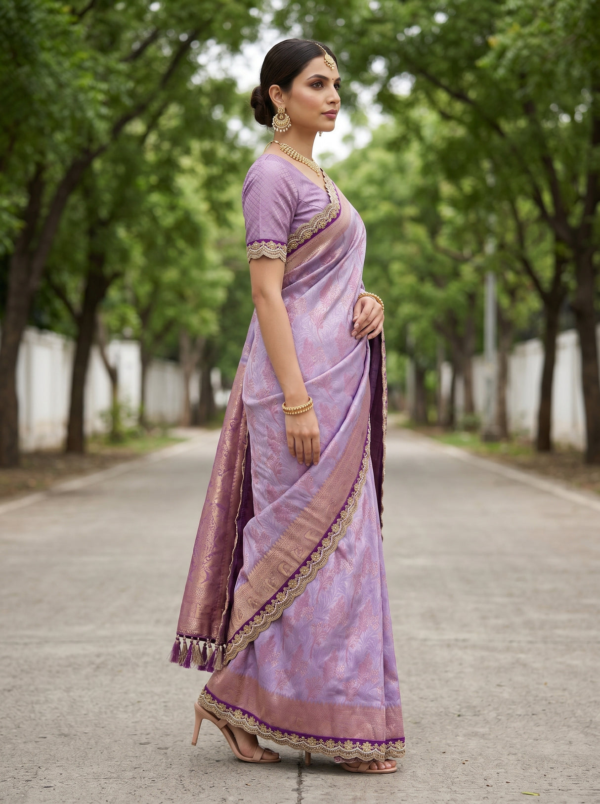 MIMOSA Saree Saree — pose 3 styling detail