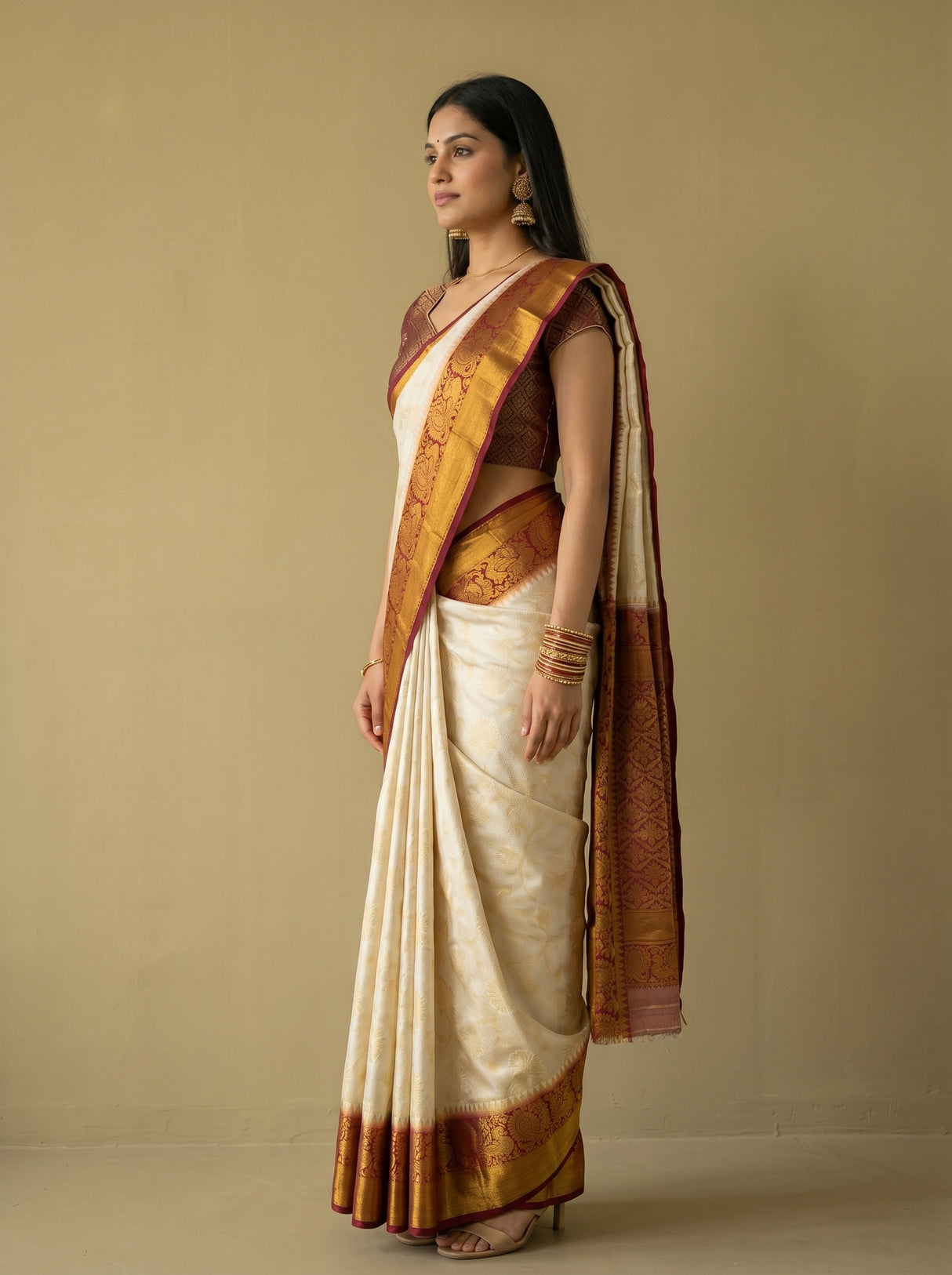 MIMOSA White Kanjivaram Art Silk Saree — Saree shot pallu and body details