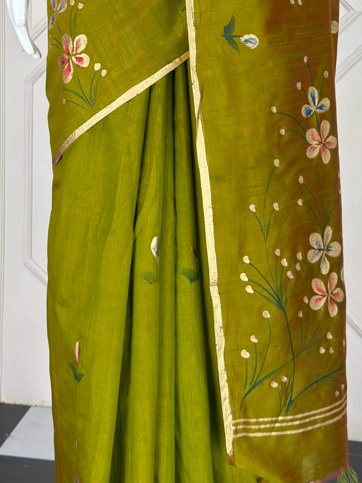 MIMOSA Saree Saree — fleets shot full lifestyle
