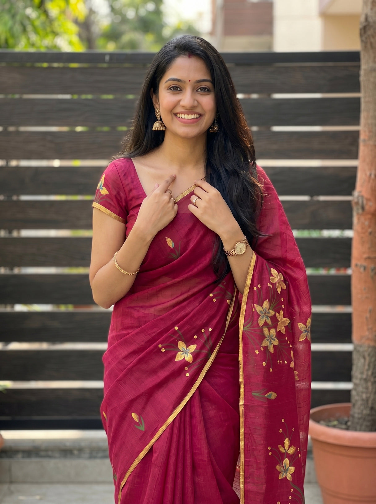 MIMOSA Saree Saree — pose 10 styling detail