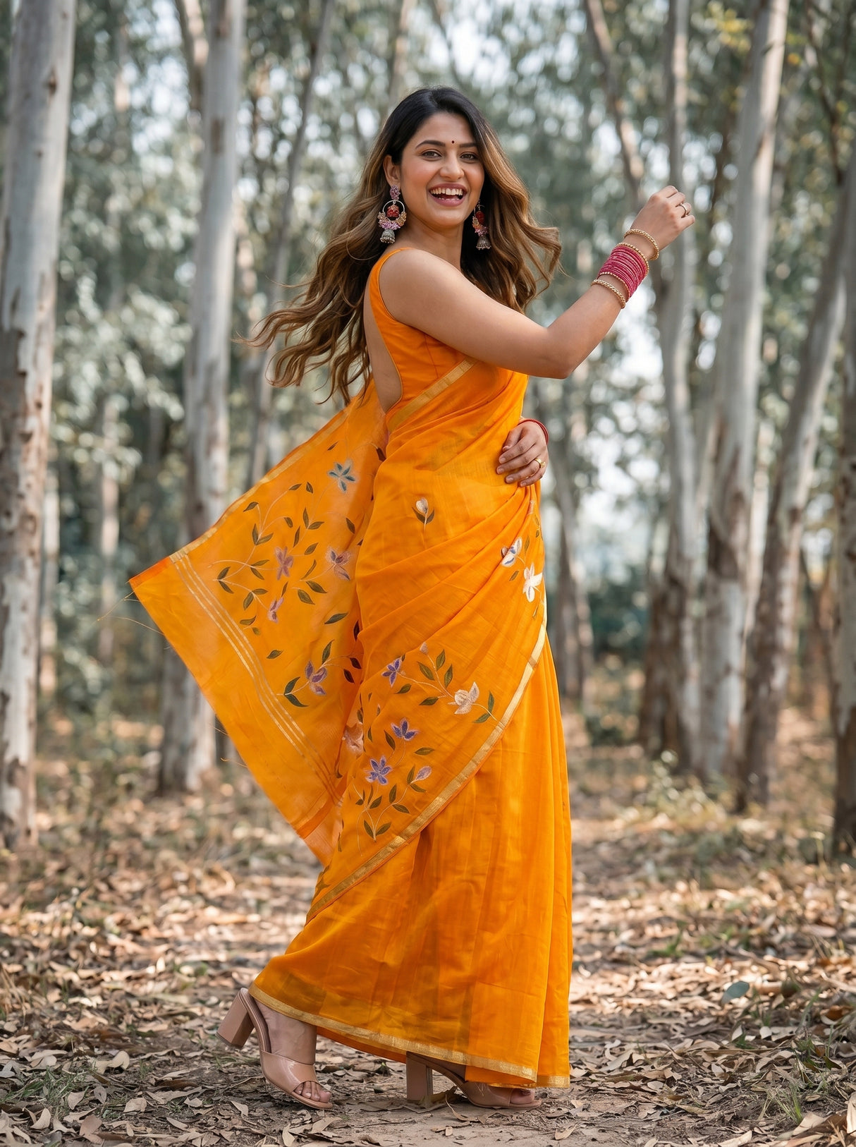 MIMOSA Gold Banarasi Art Silk Saree — pallu and body detail