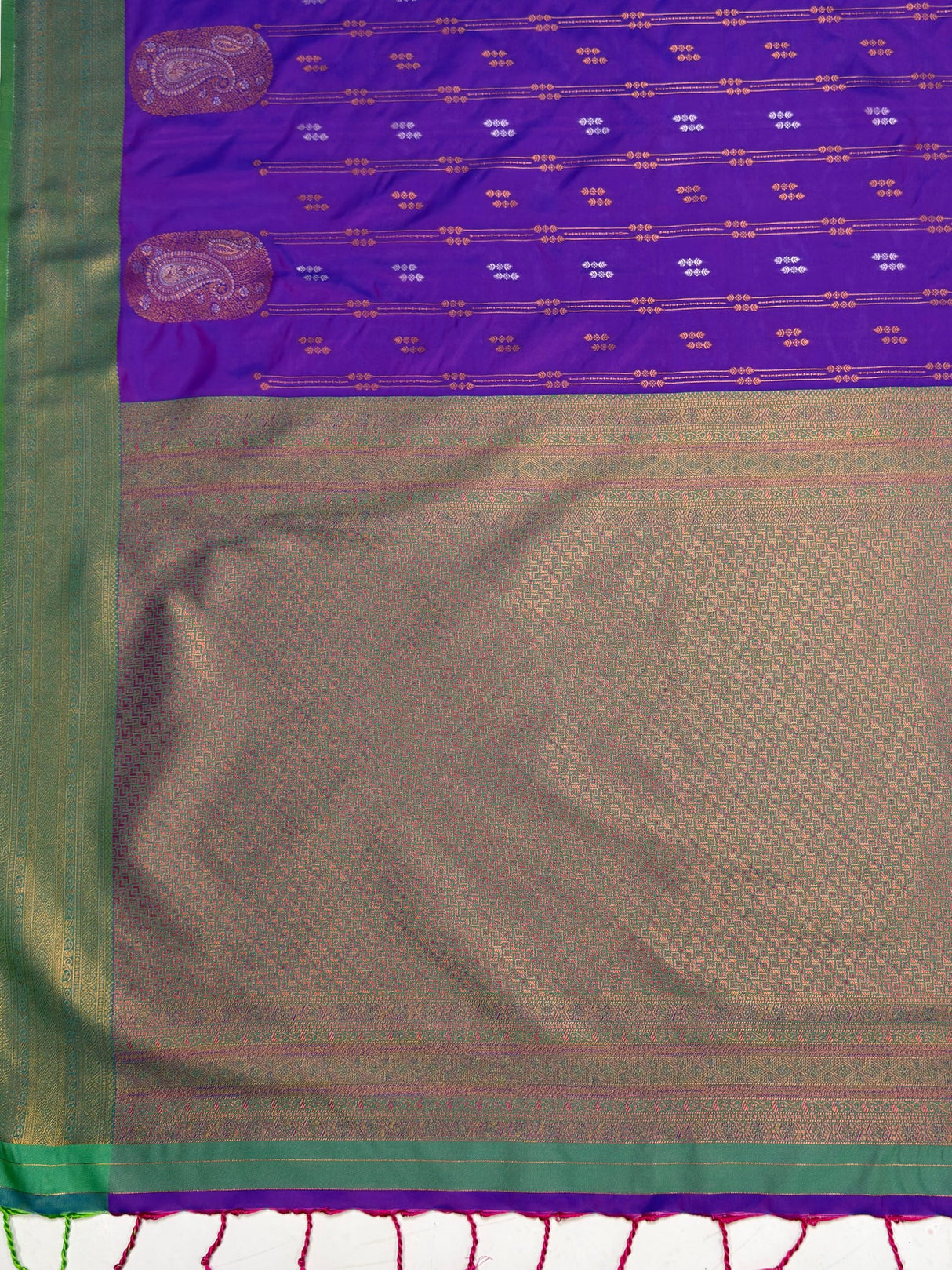 MIMOSA Purple Saree Saree — pallu and zari work detail
