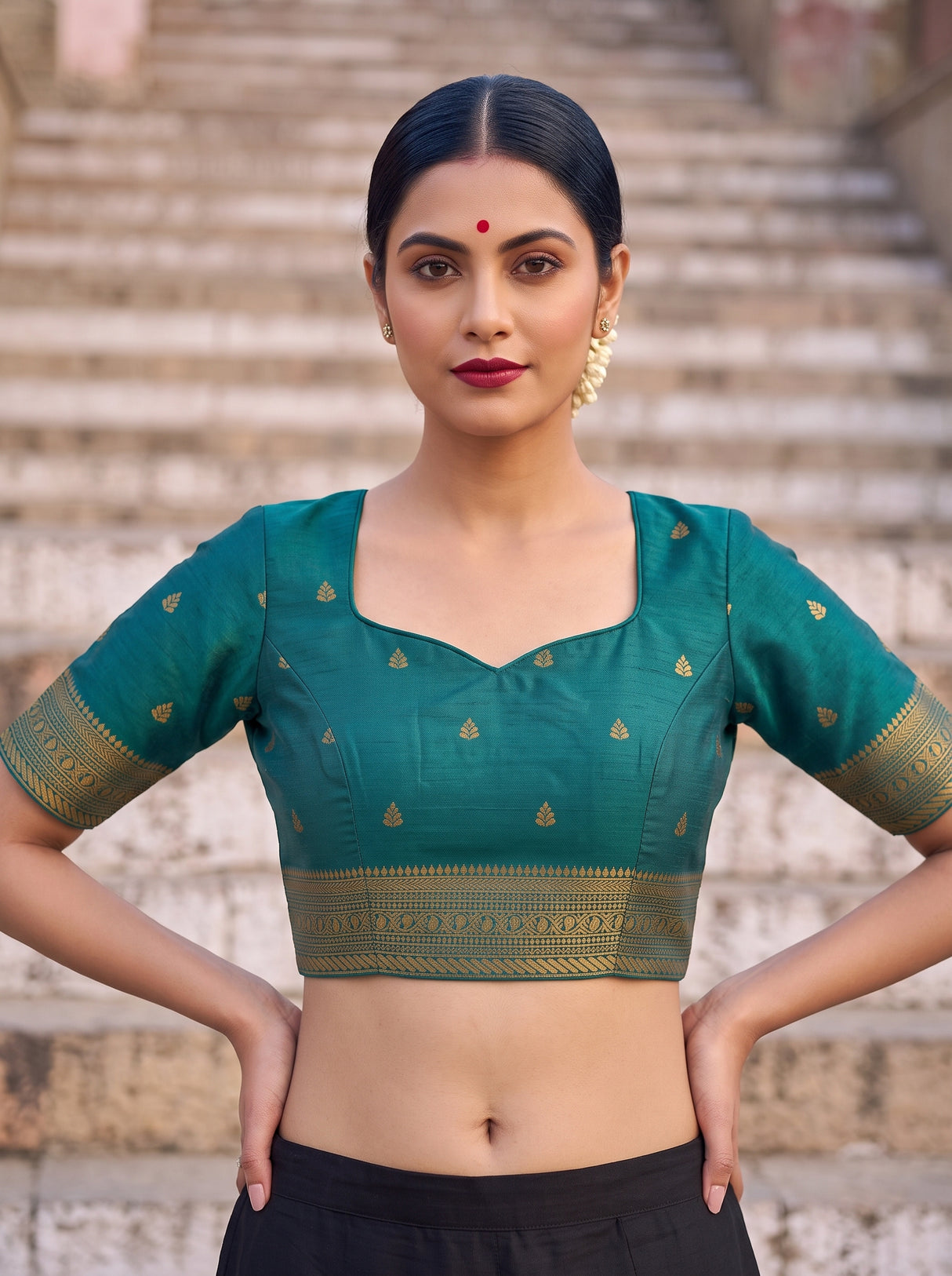 MIMOSA Green Kanjivaram Art Silk Saree — blouse close-up