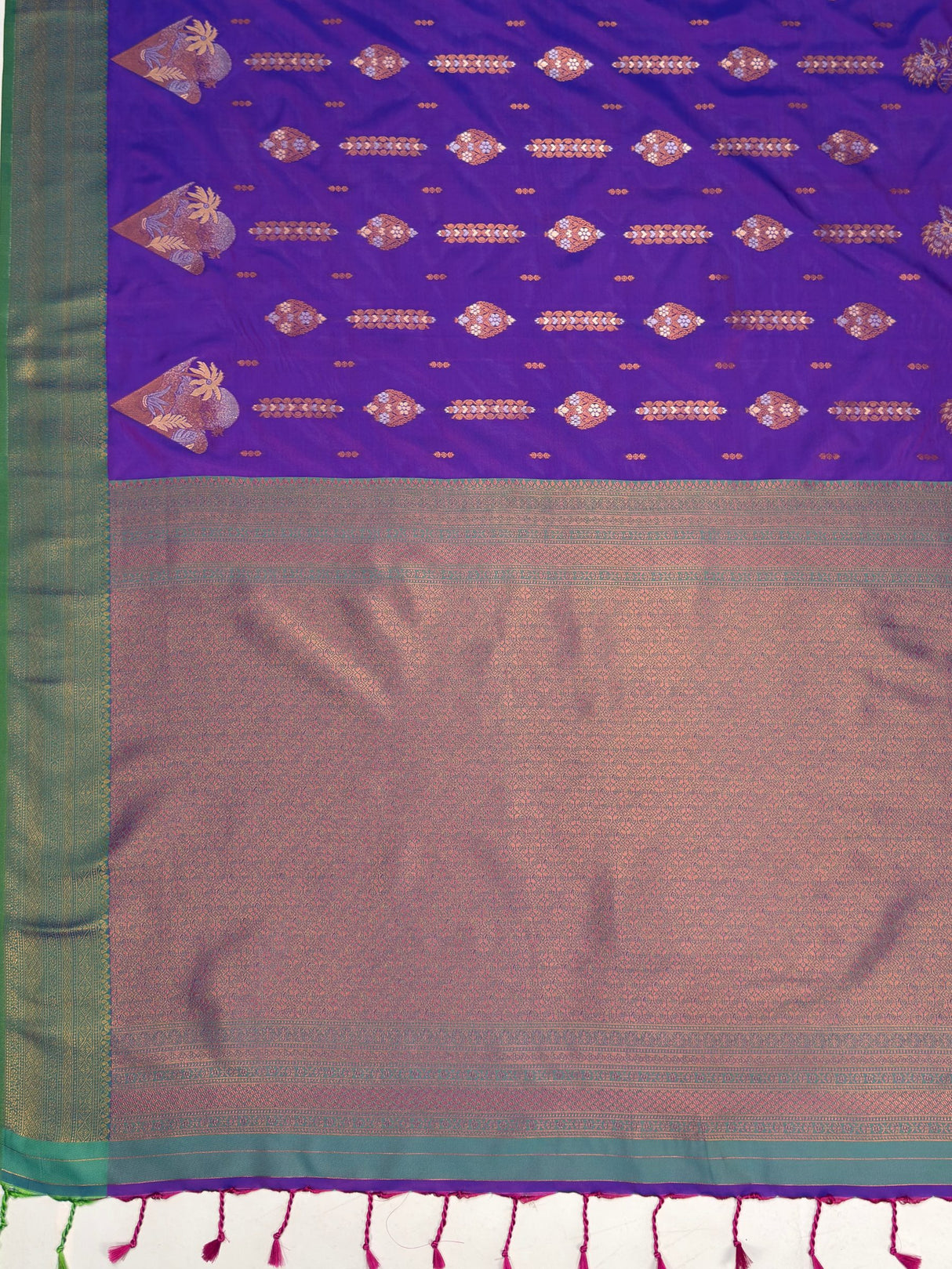 MIMOSA Purple Saree Saree — pallu and zari work detail