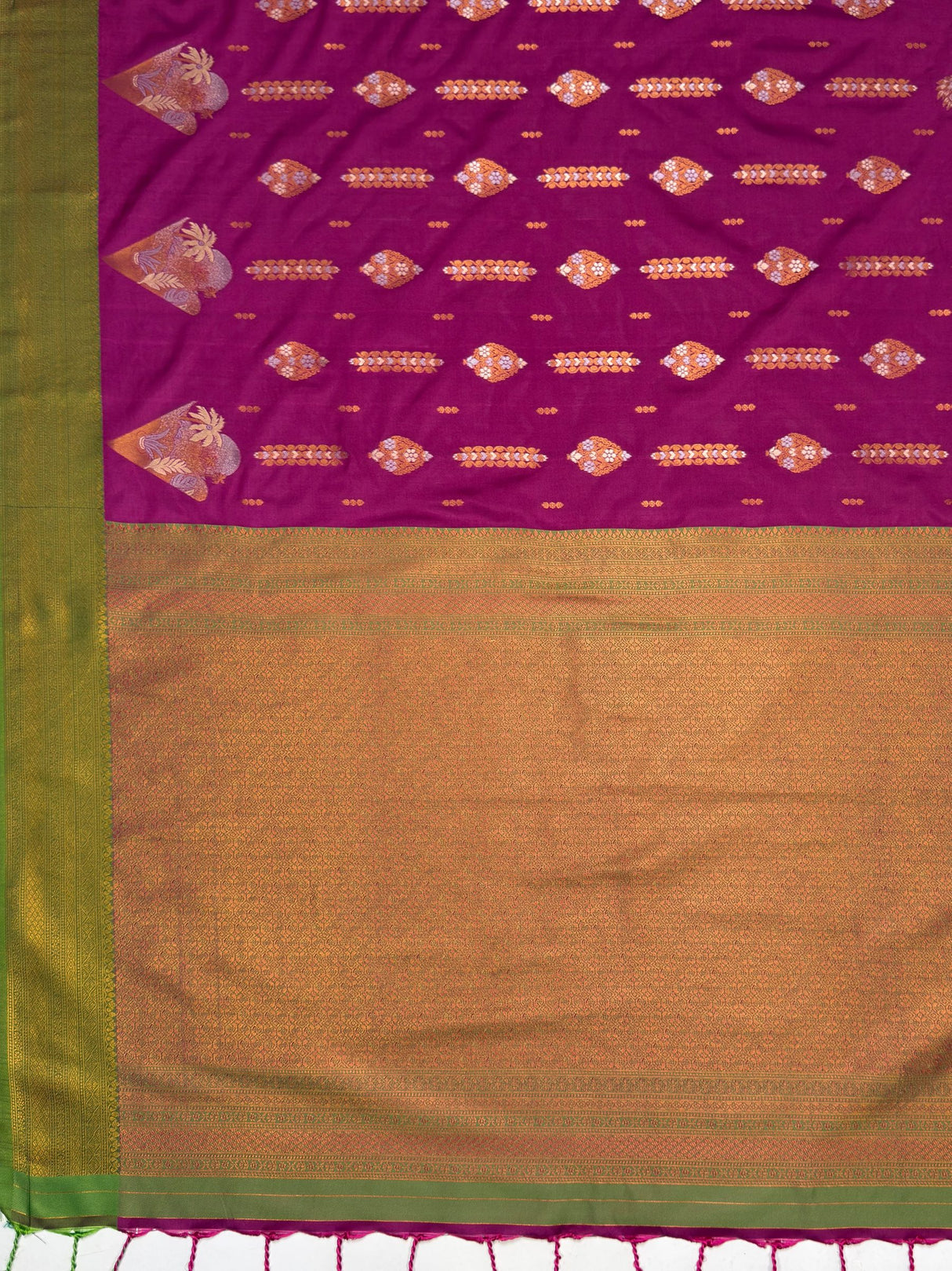 MIMOSA Wine Saree Saree — pallu and zari work detail