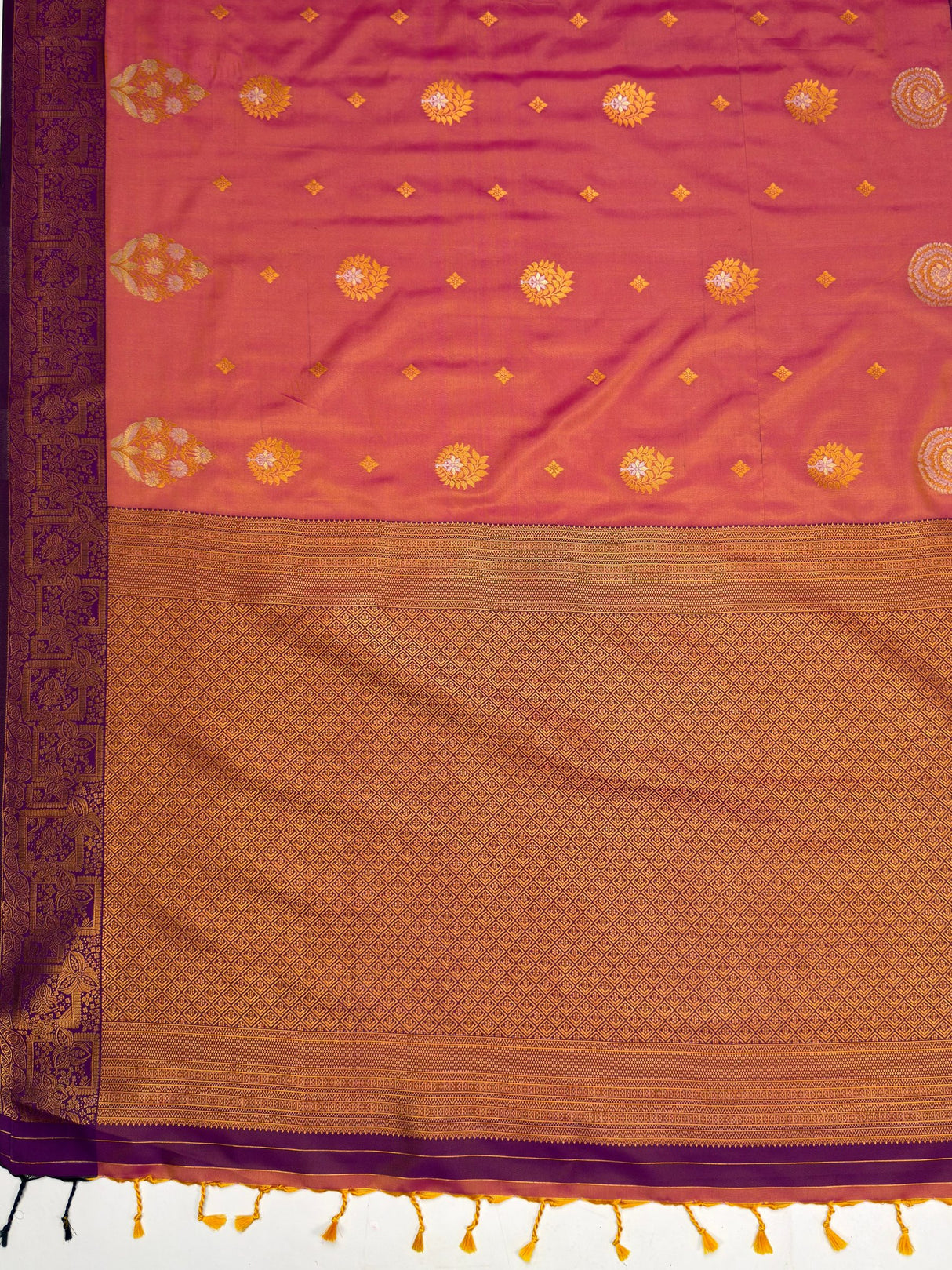 MIMOSA Peach Saree Saree — pallu and zari work detail