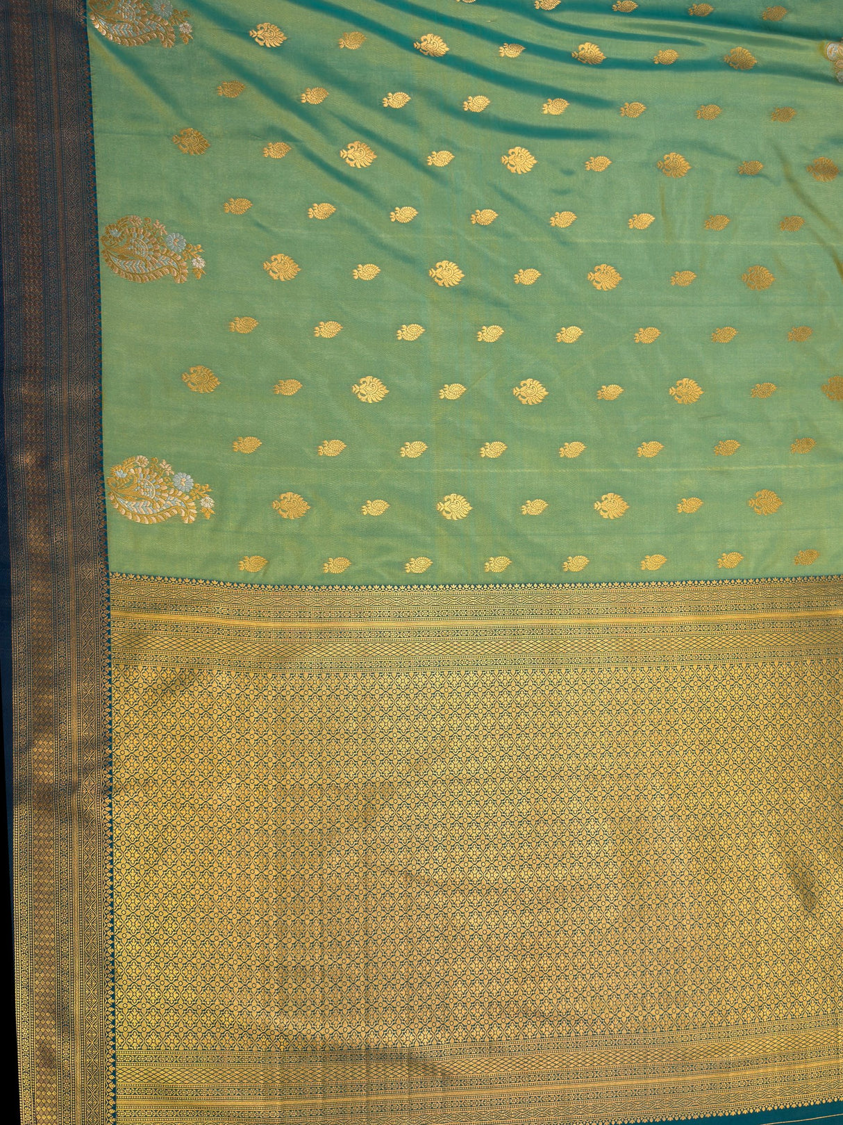 MIMOSA Green Saree Saree — pallu and zari work detail