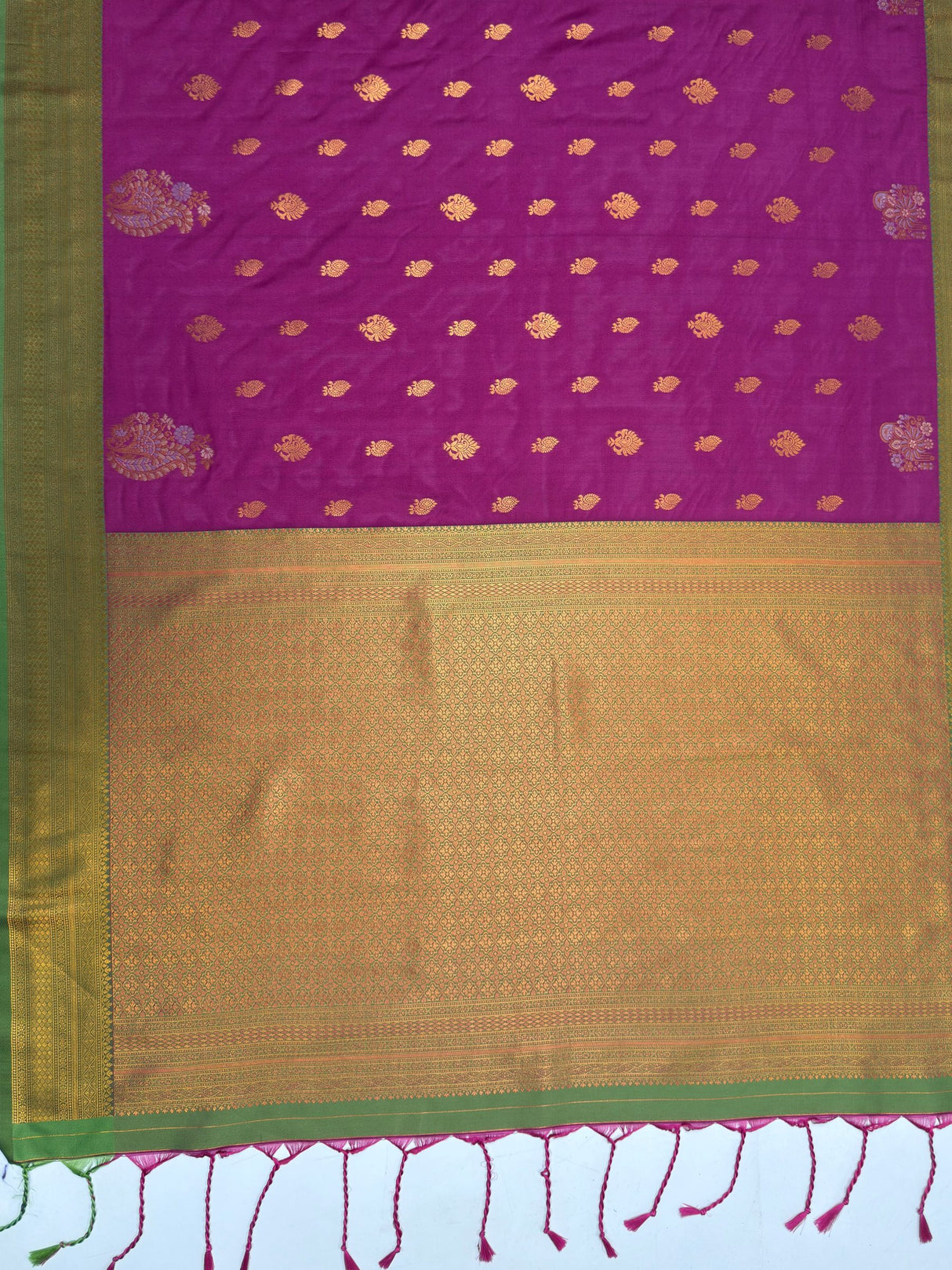 MIMOSA Wine Saree Saree — pallu and zari work detail
