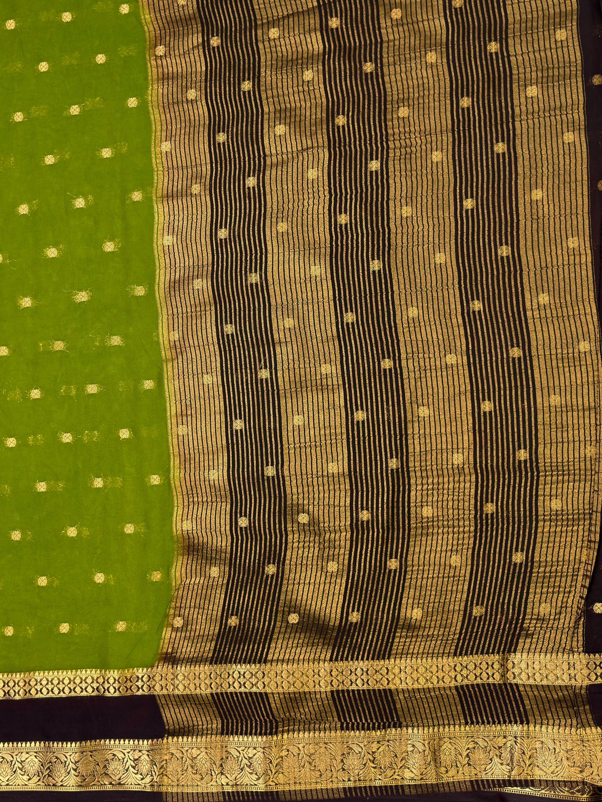 MIMOSA Olive Saree Saree — pallu and zari work detail