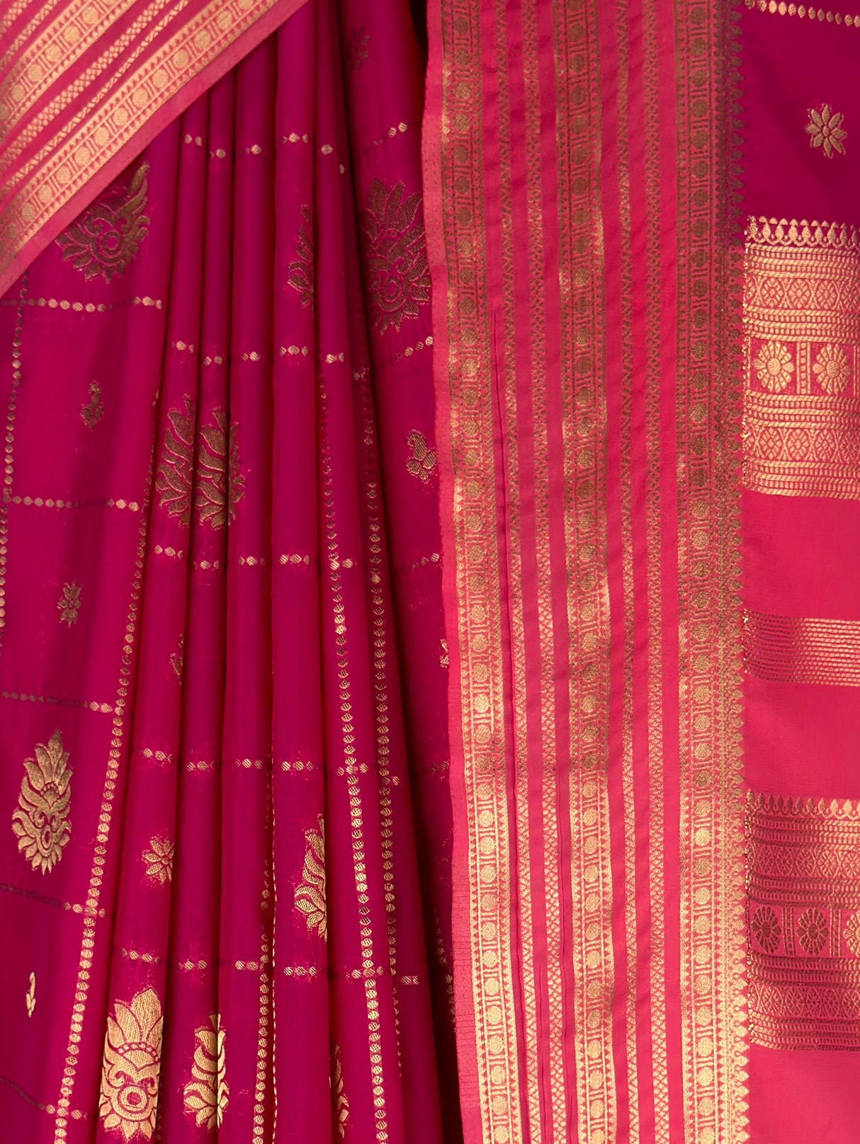 MIMOSA Rani Saree Saree — fleets shot full lifestyle