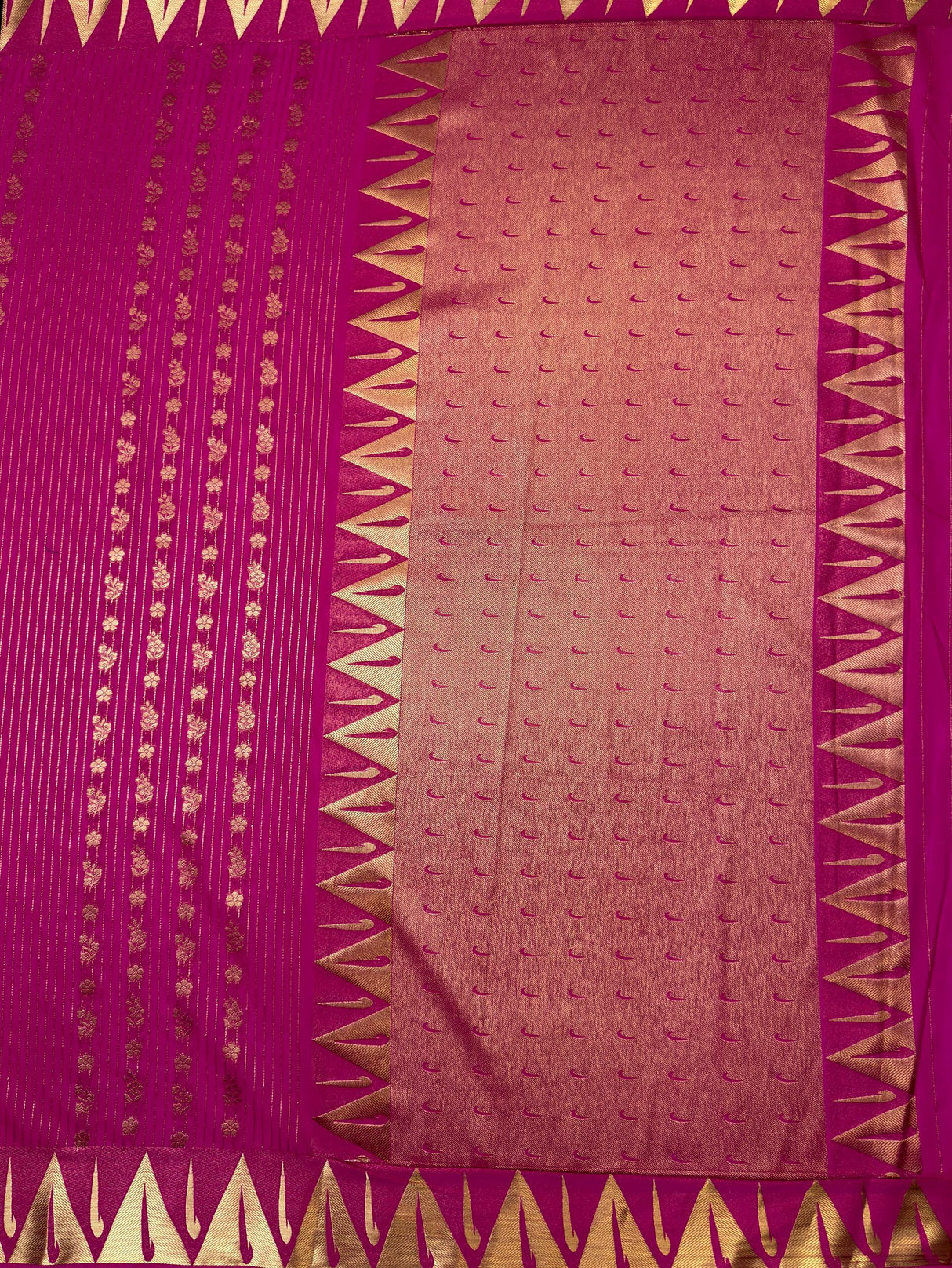 MIMOSA Rani Saree Saree — pallu and zari work detail