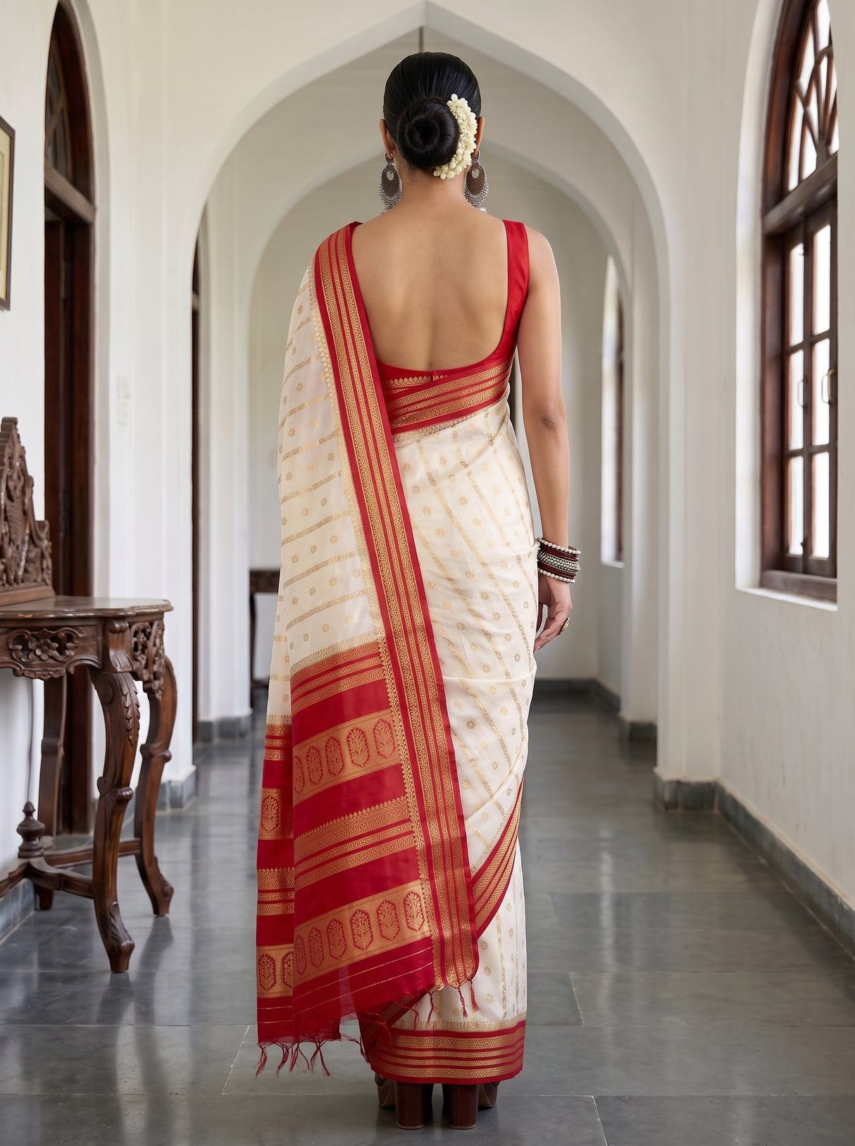 MIMOSA Half White Saree Saree — pose 2 styling detail
