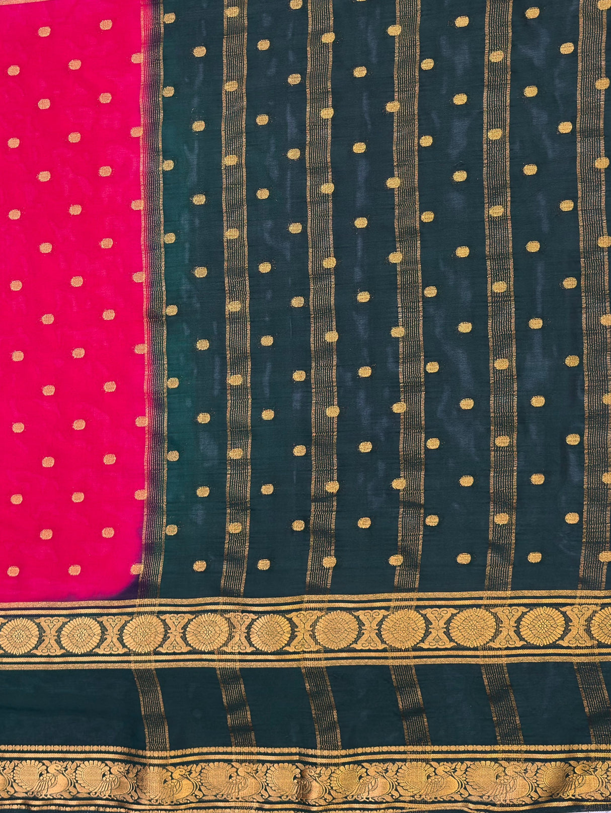 MIMOSA Strawberry Saree Saree — pallu and zari work detail
