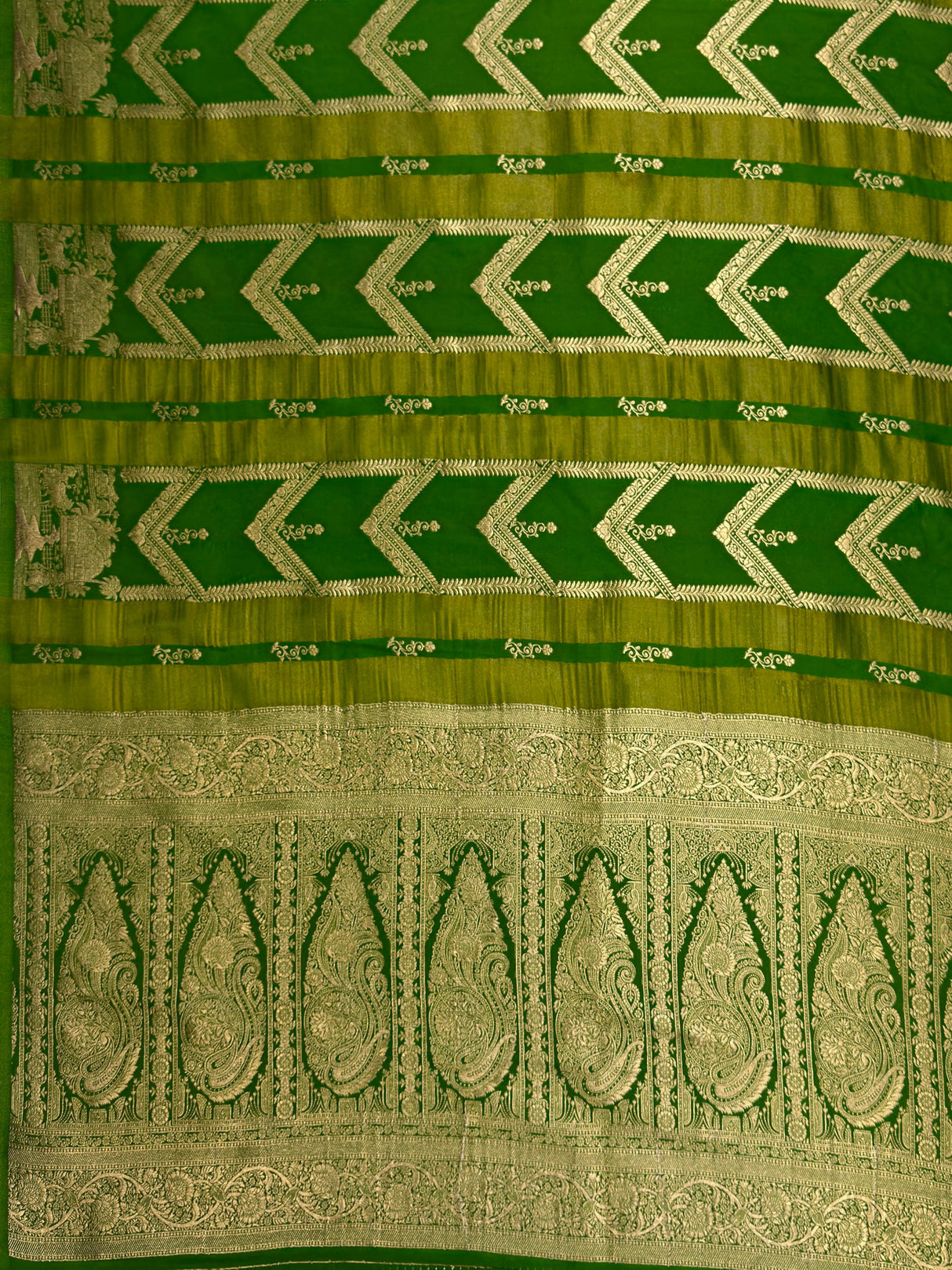 MIMOSA Parrot Green Saree Saree — pallu and zari work detail