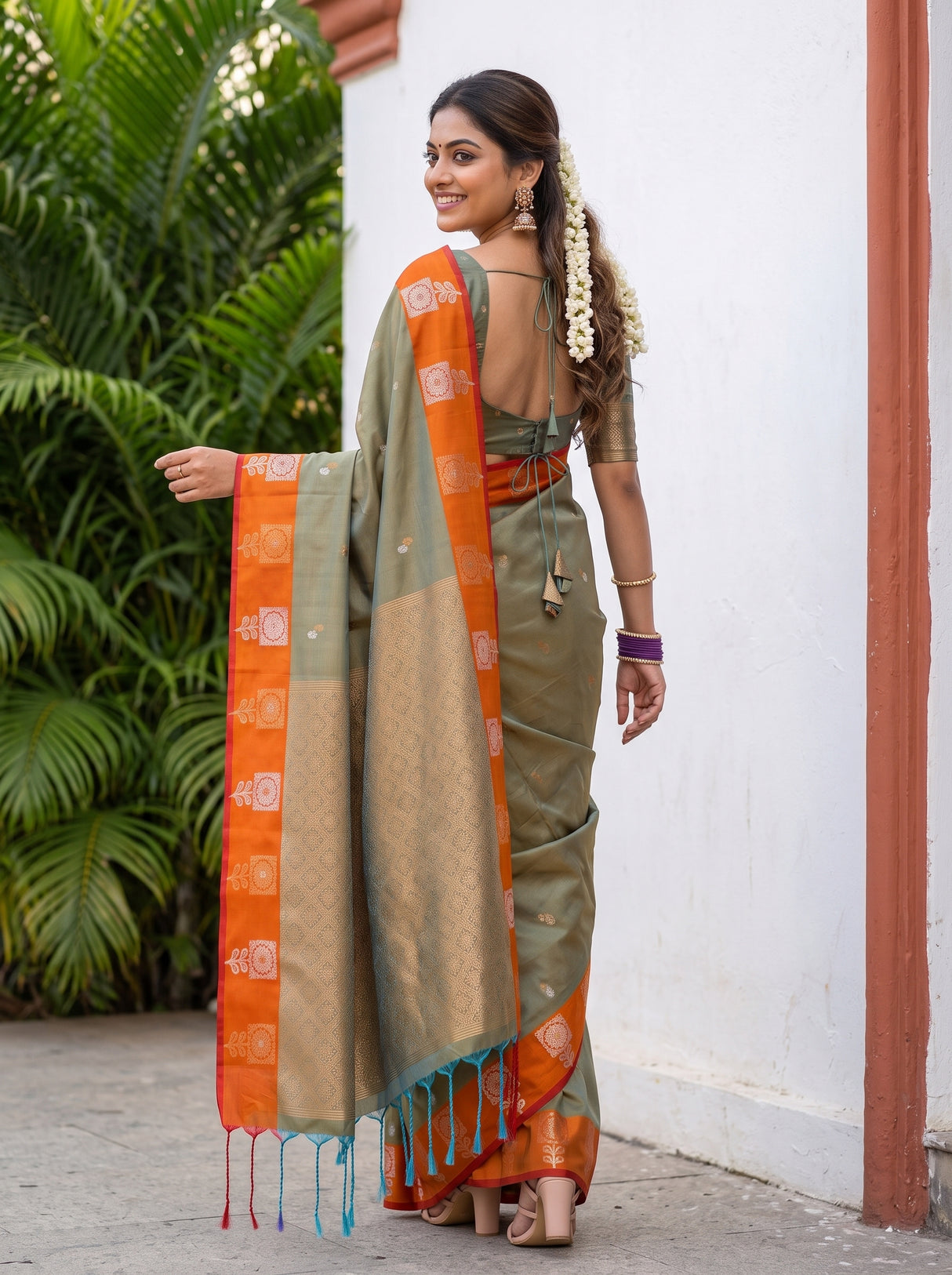 MIMOSA Grey Saree Saree — pose 7 styling detail
