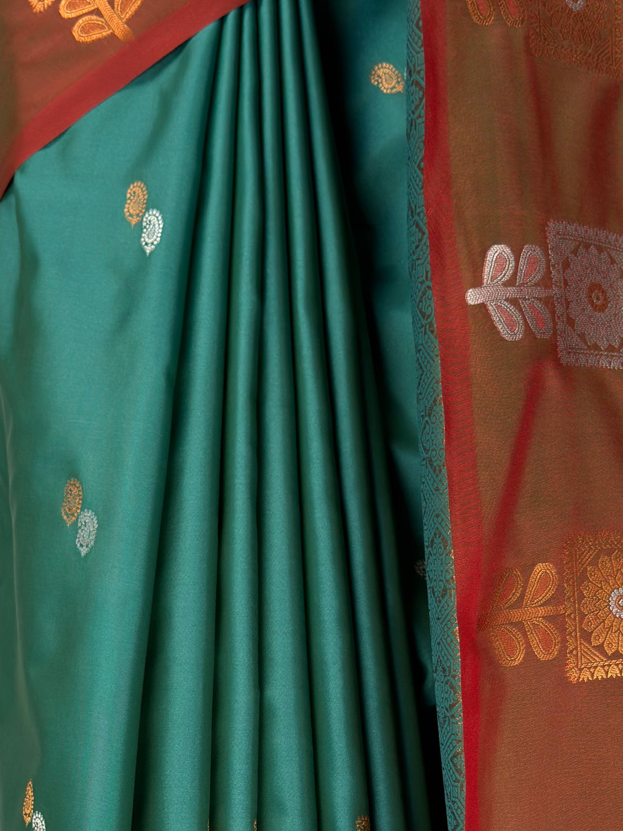 MIMOSA Sapphire Saree Saree — fleets shot full lifestyle