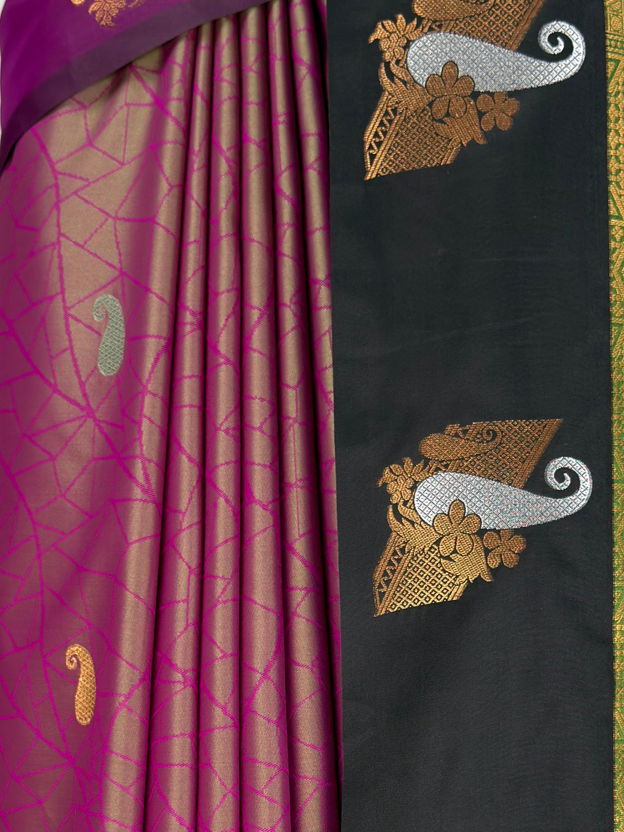 MIMOSA Magenta Saree Saree — fleets shot full lifestyle