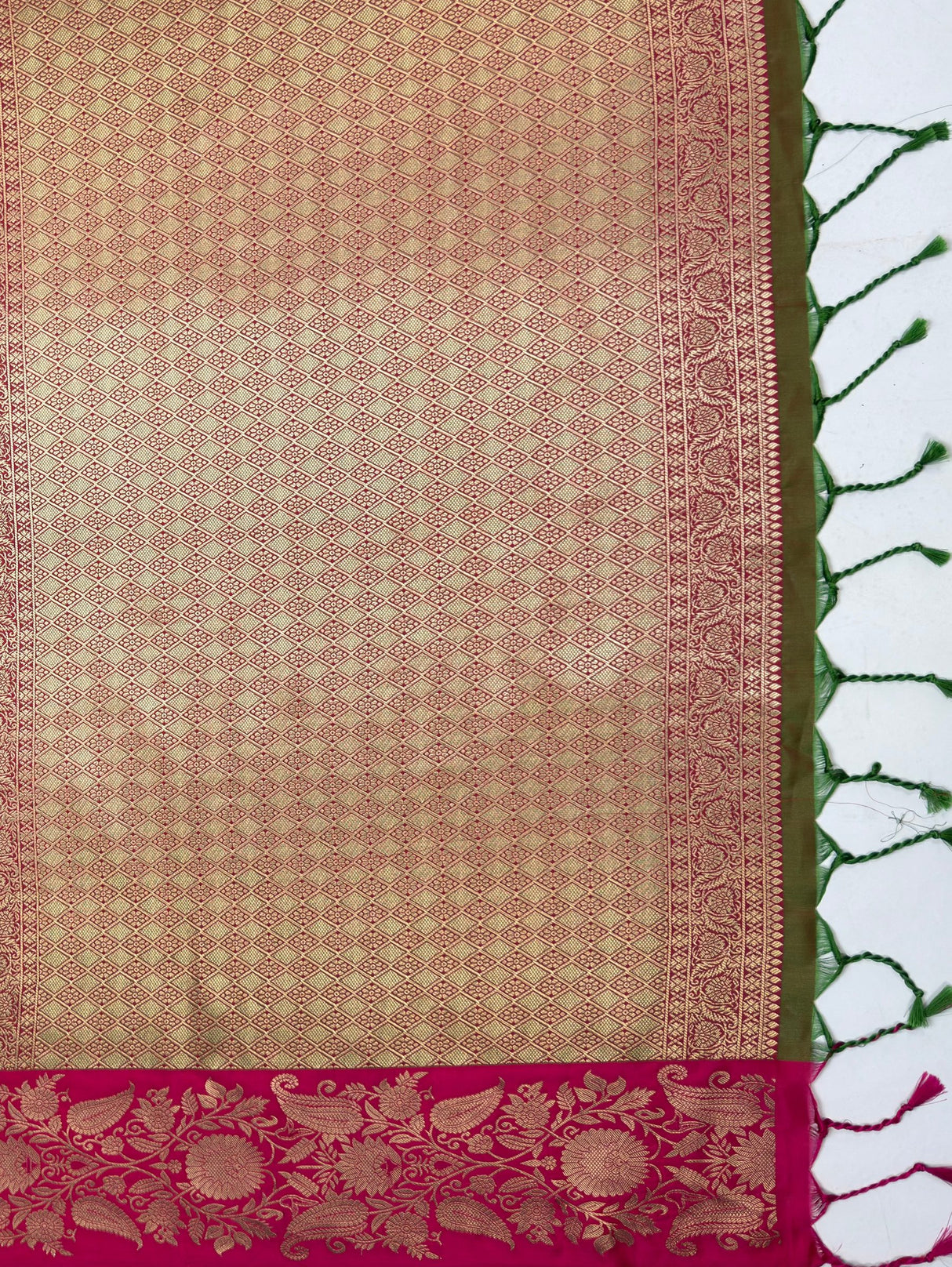 MIMOSA Olive Saree Saree — pallu and zari work detail