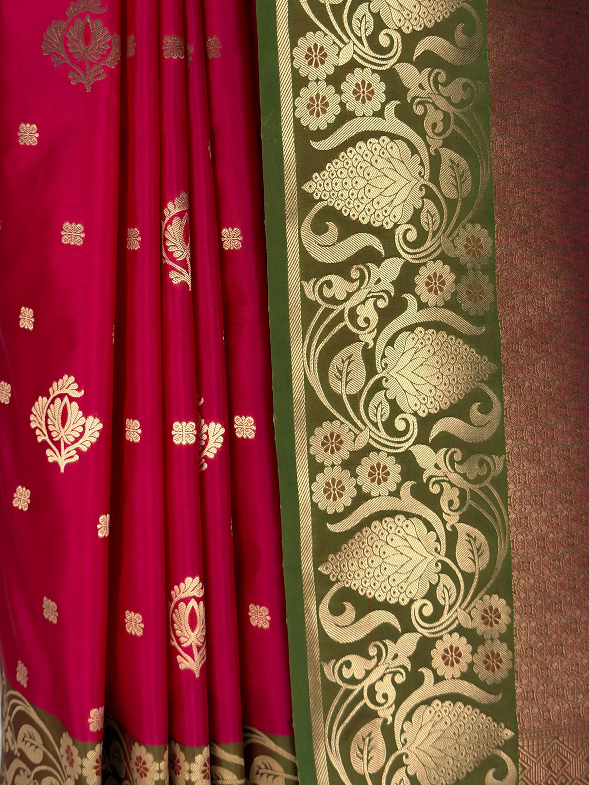 MIMOSA Rani Saree Saree — fleets shot full lifestyle