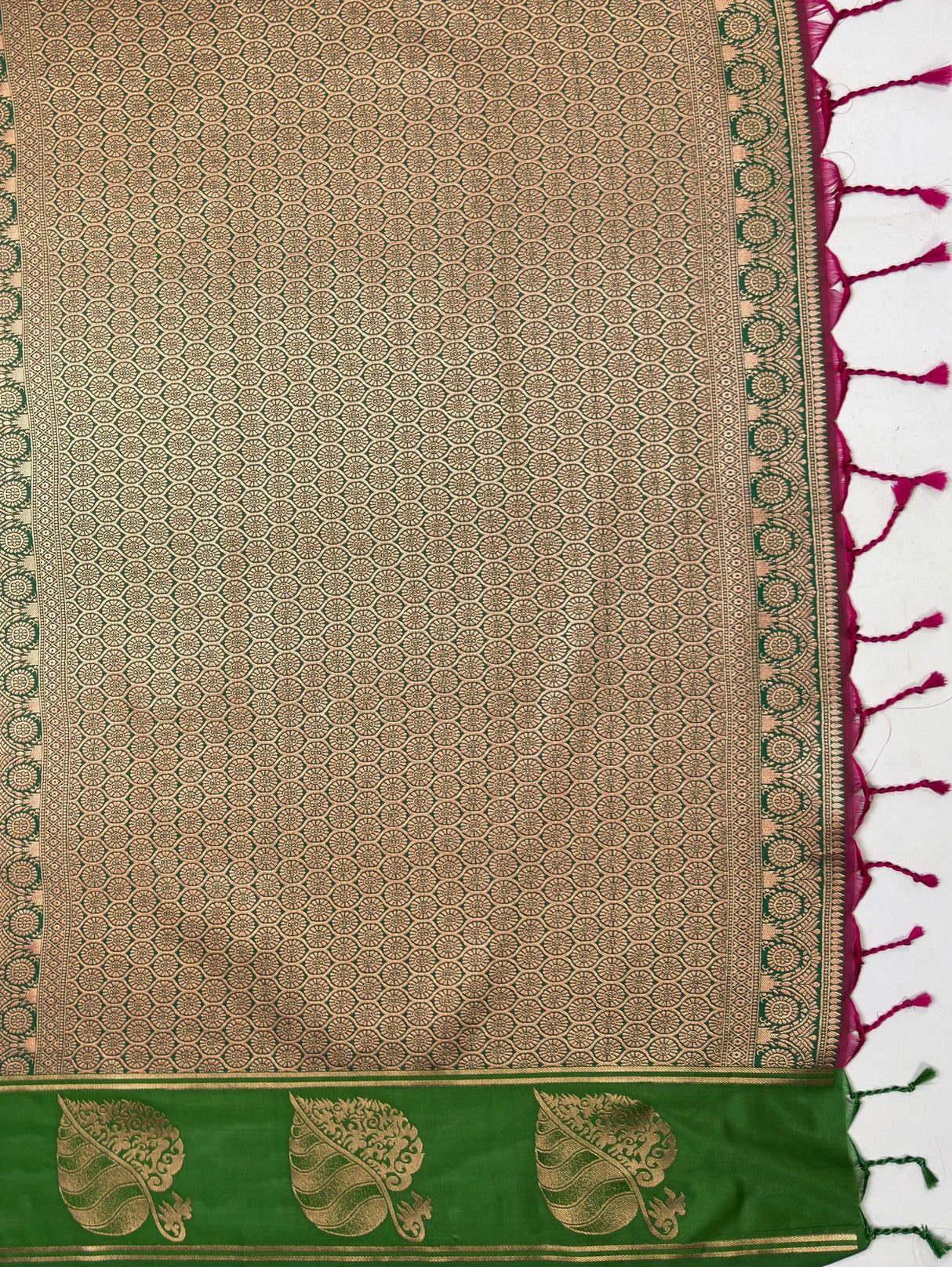 MIMOSA Wine Saree Saree — pallu and zari work detail