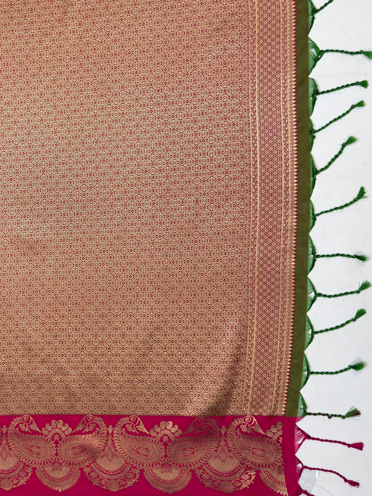MIMOSA Olive Saree Saree — pallu and zari work detail