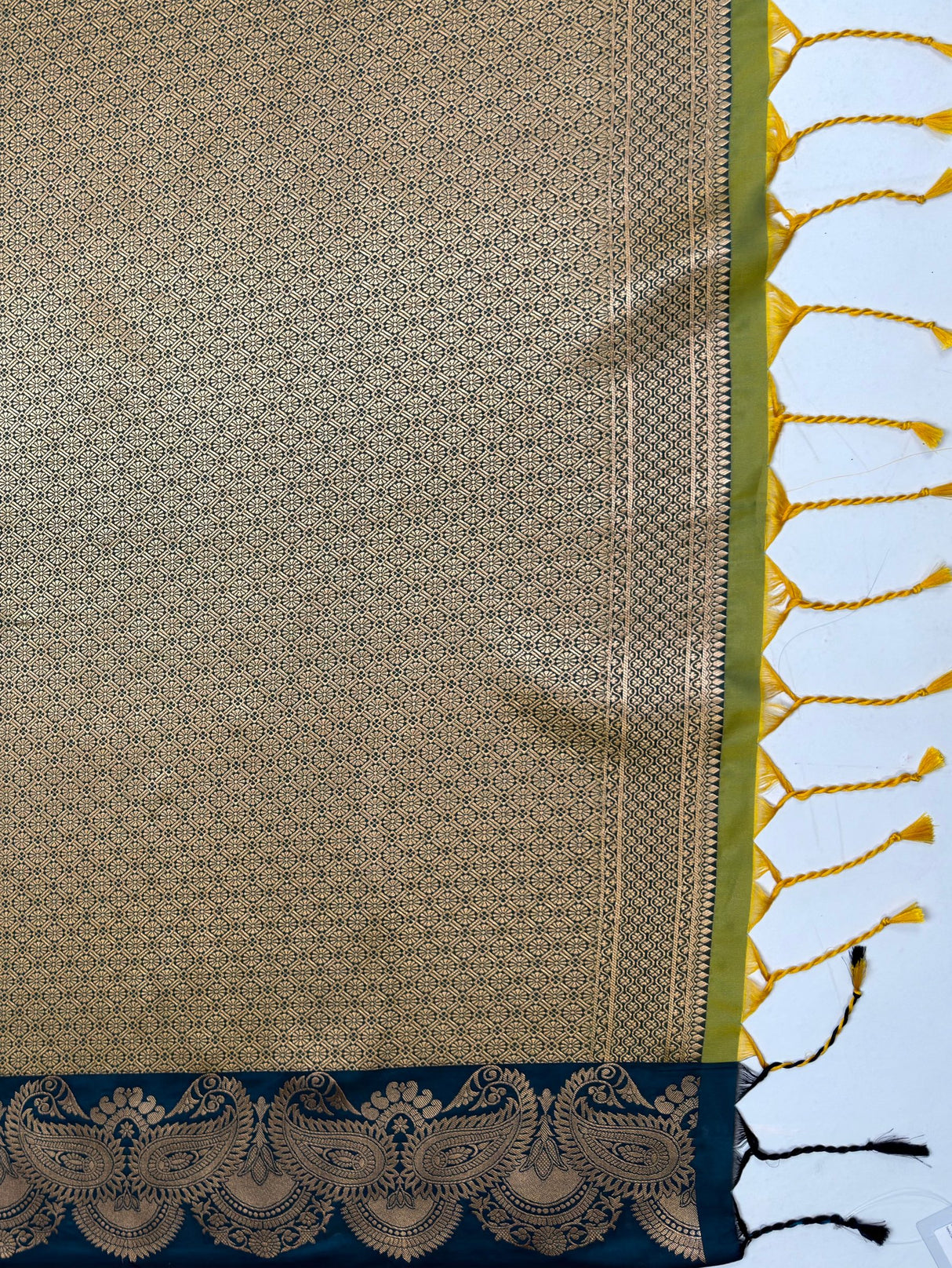 MIMOSA Pista Saree Saree — pallu and zari work detail