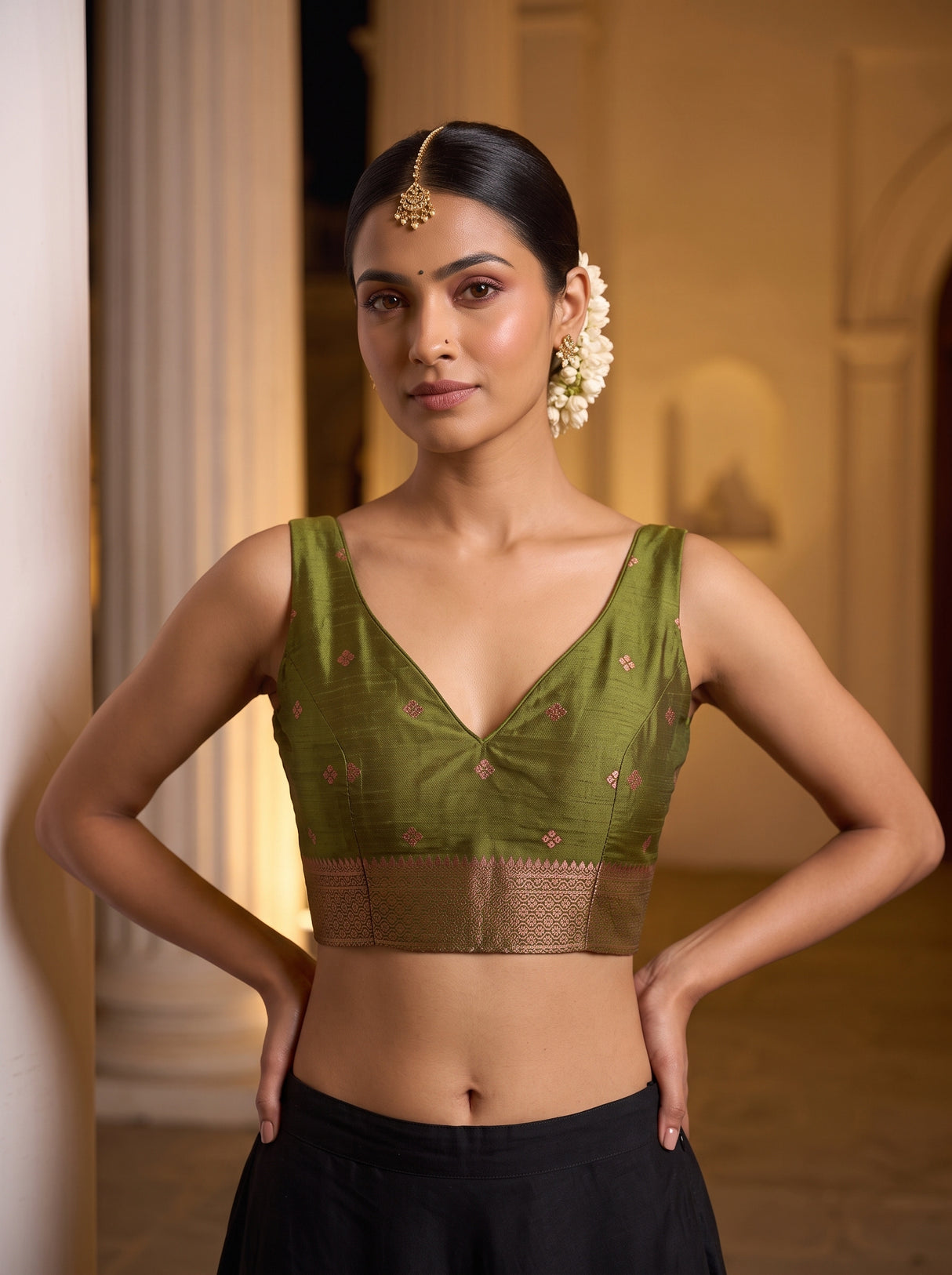 MIMOSA Rani Saree Saree — blouse close-up
