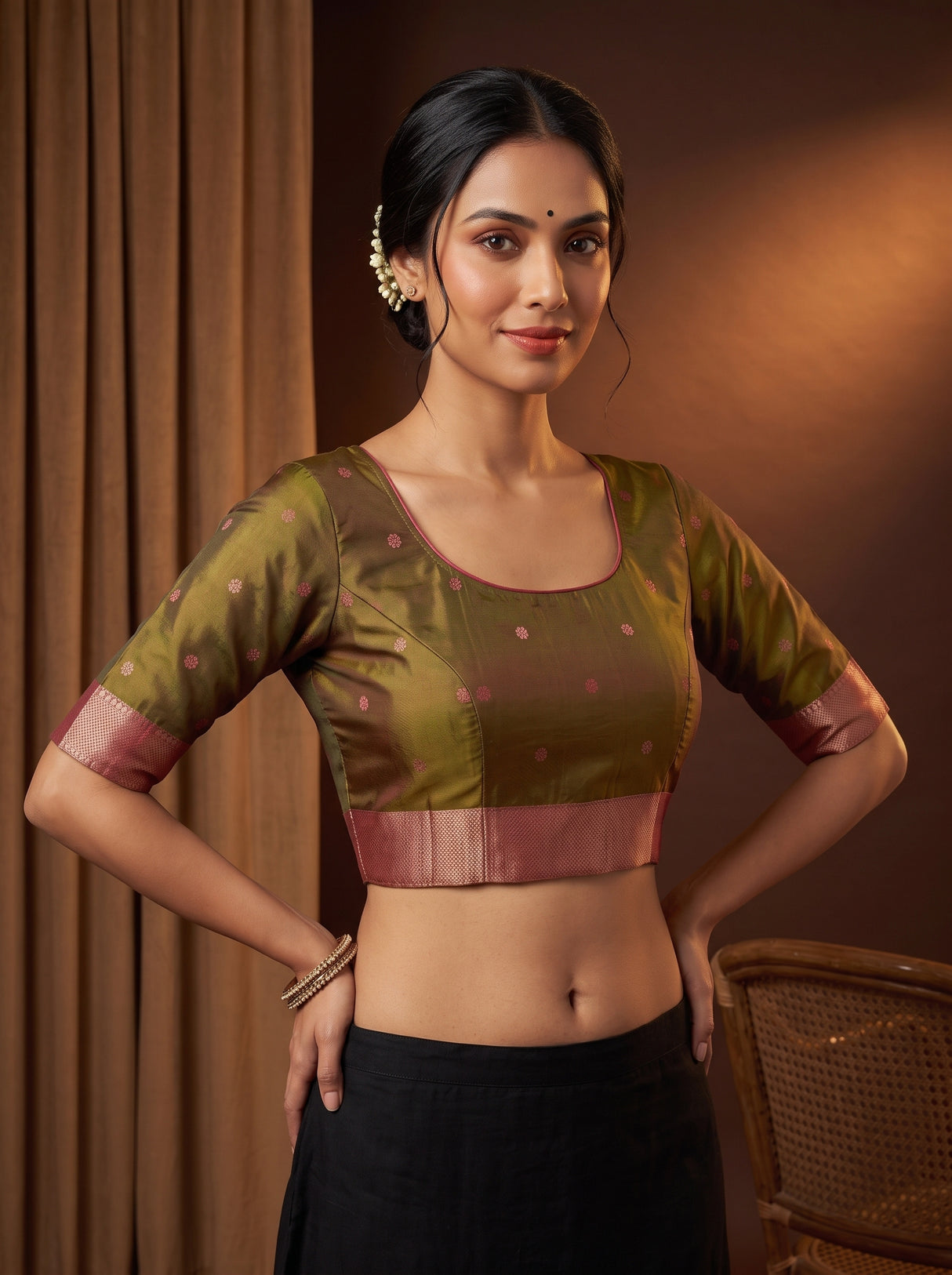 MIMOSA Rani Saree Saree — blouse close-up