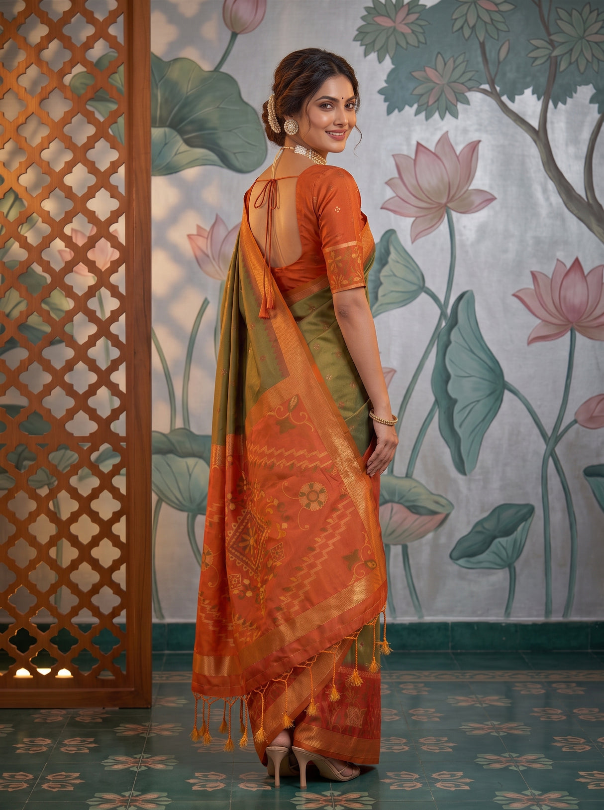 MIMOSA Chiku Saree Saree — pose 5 styling detail