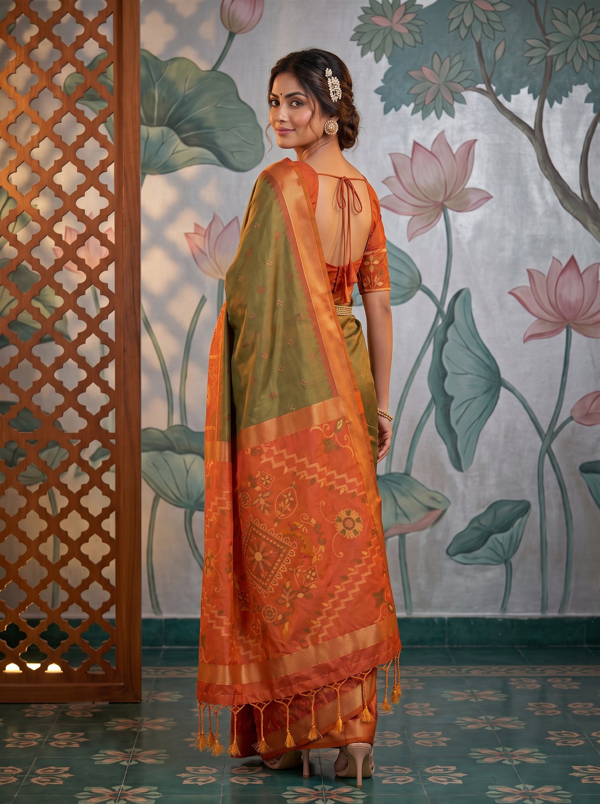 MIMOSA Chiku Saree Saree — pose 7 styling detail