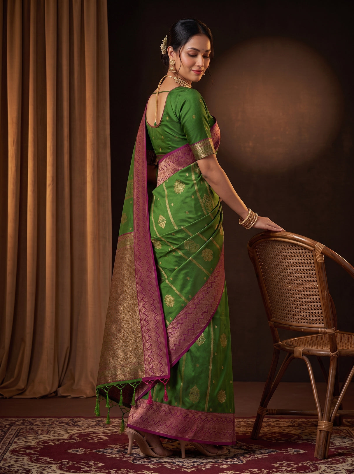 MIMOSA Green Saree Saree — pose 5 styling detail